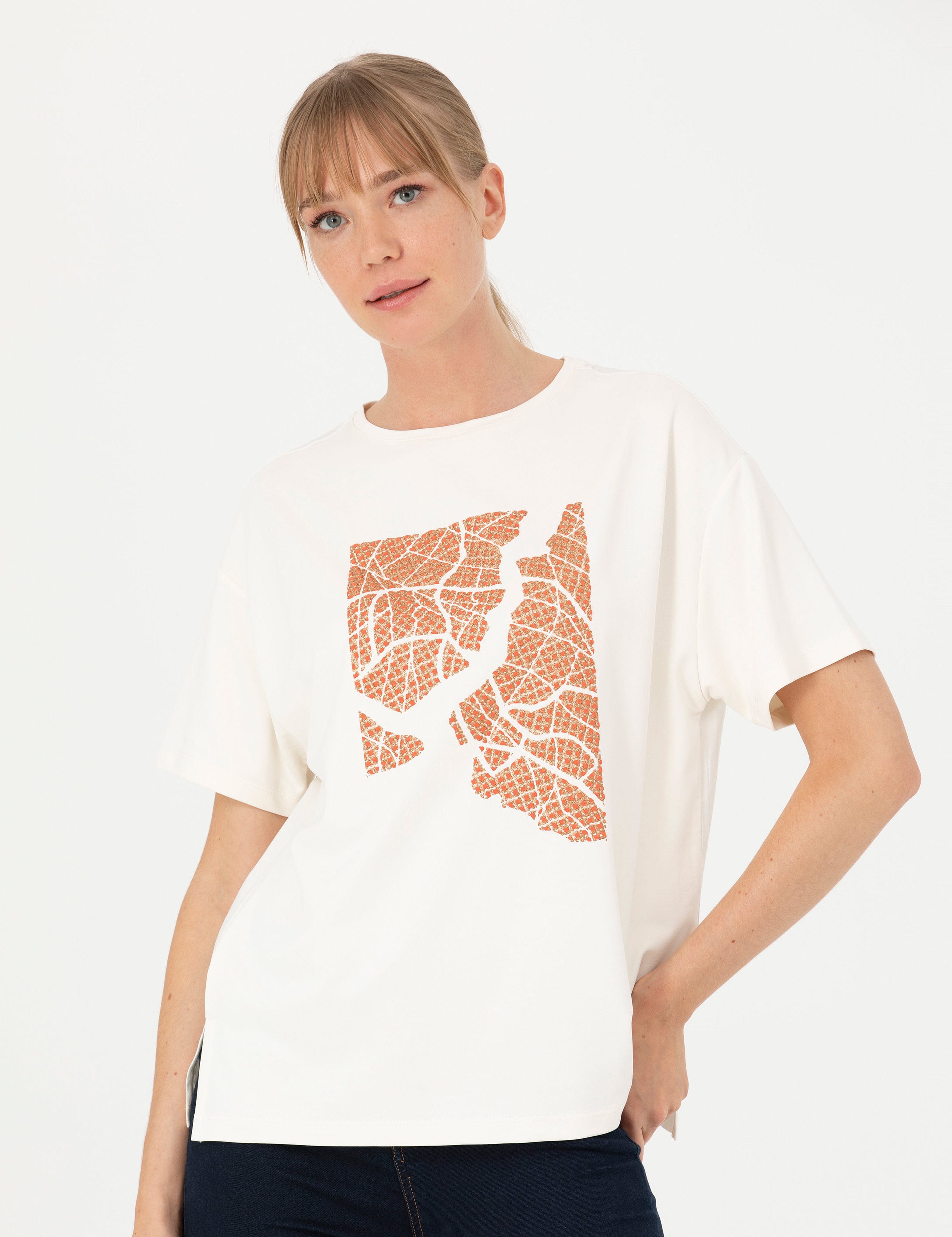 Krem Comfort Fit Tişört - Image 1