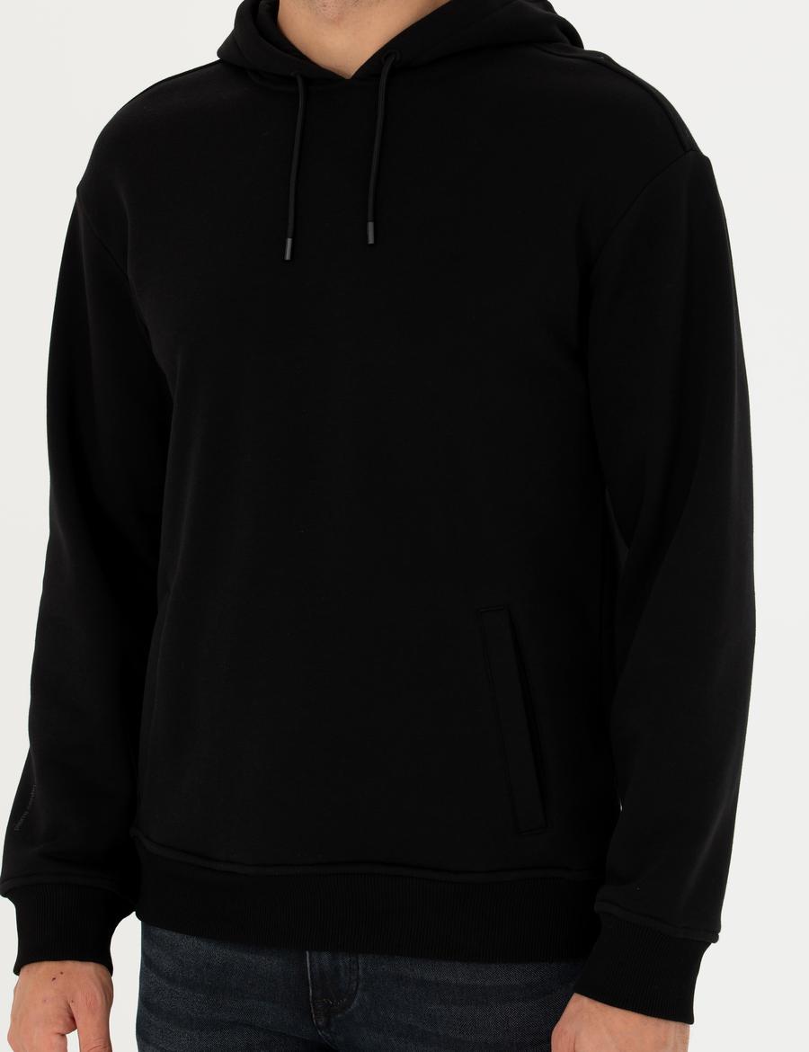 Siyah Regular Fit Sweatshirt