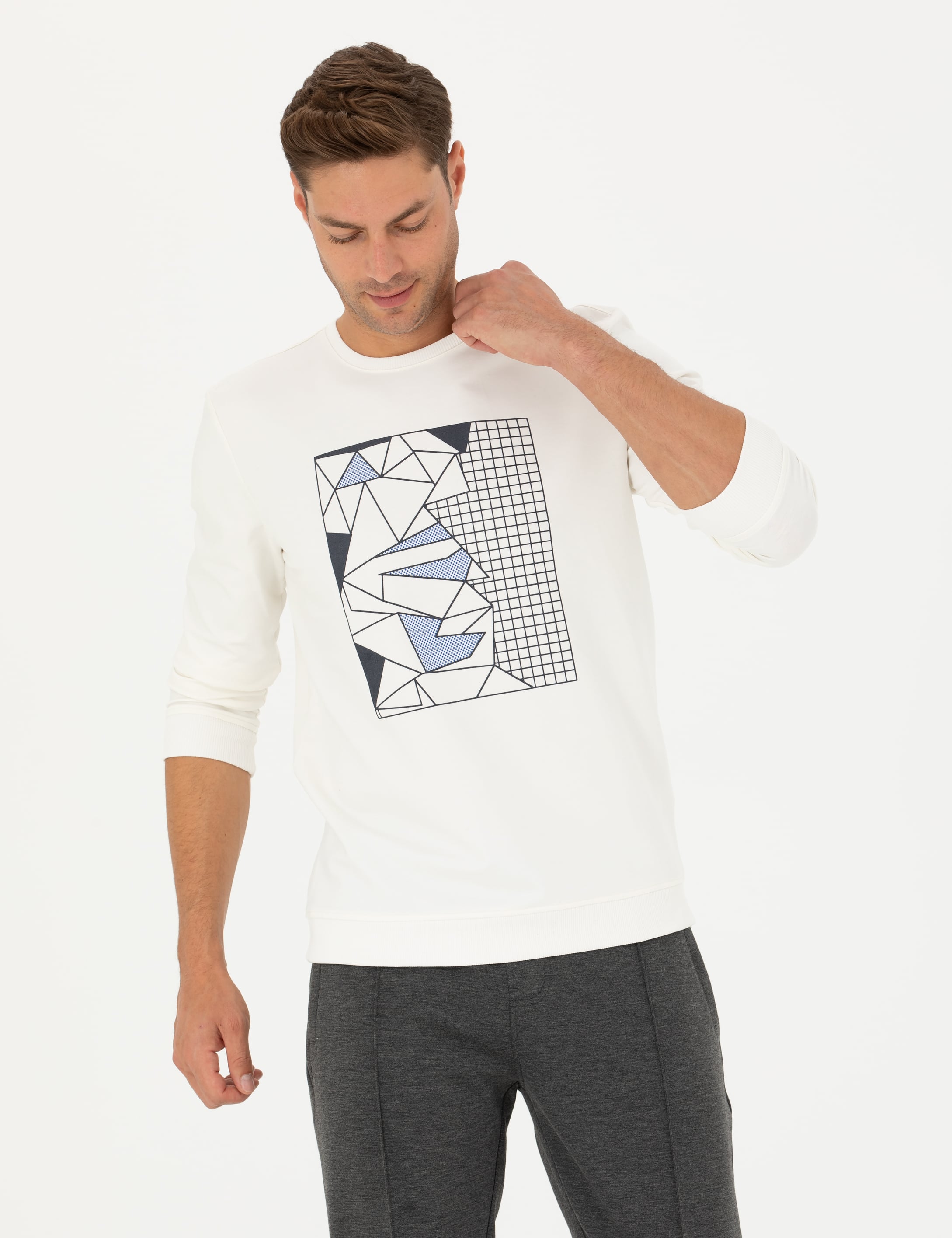 Ekru Regular Fit Sweatshirt
