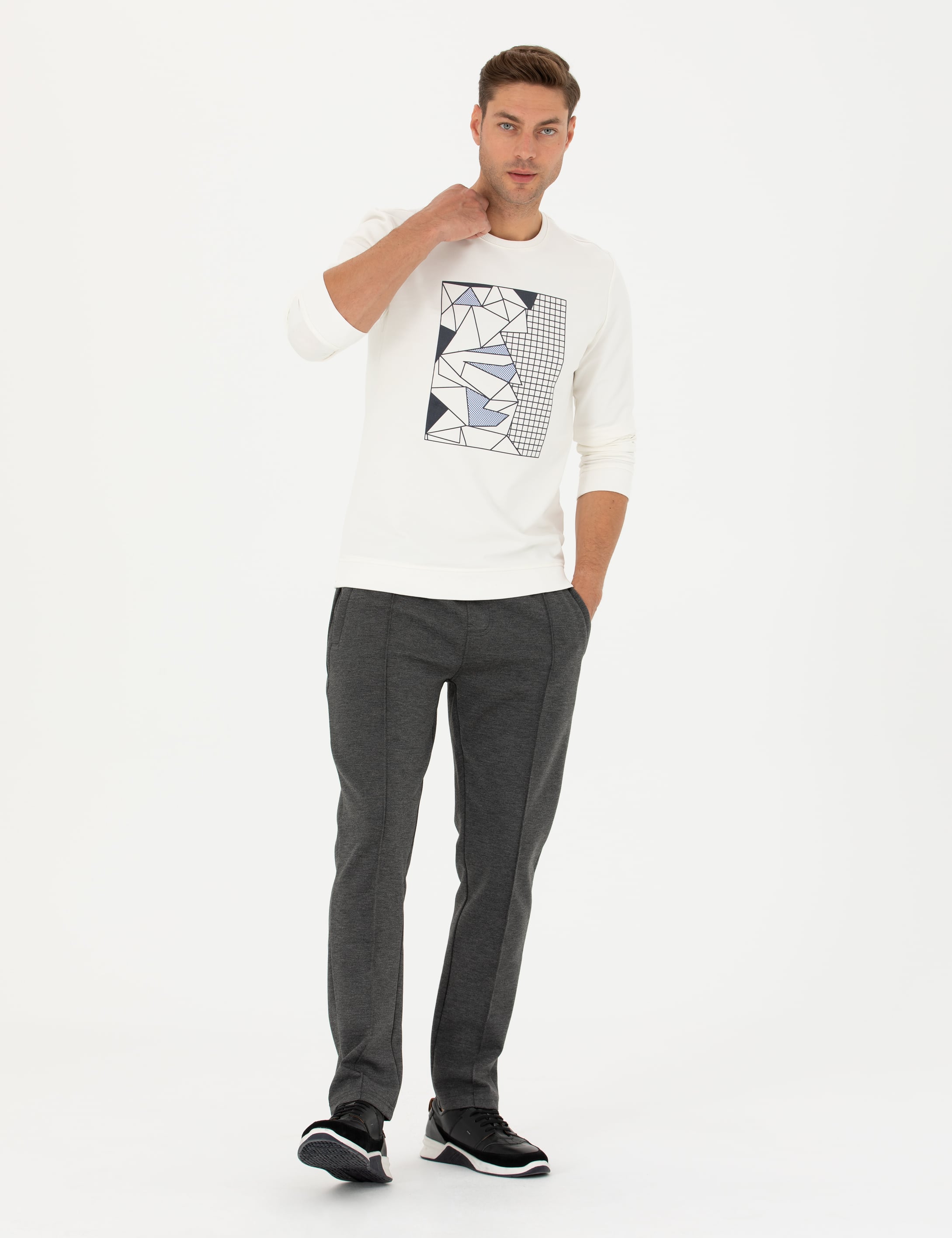 Ekru Regular Fit Sweatshirt