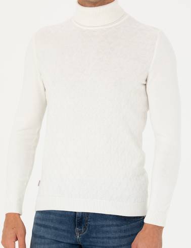 Ekru Slim Fit Balıkçı Yaka Triko Kazak