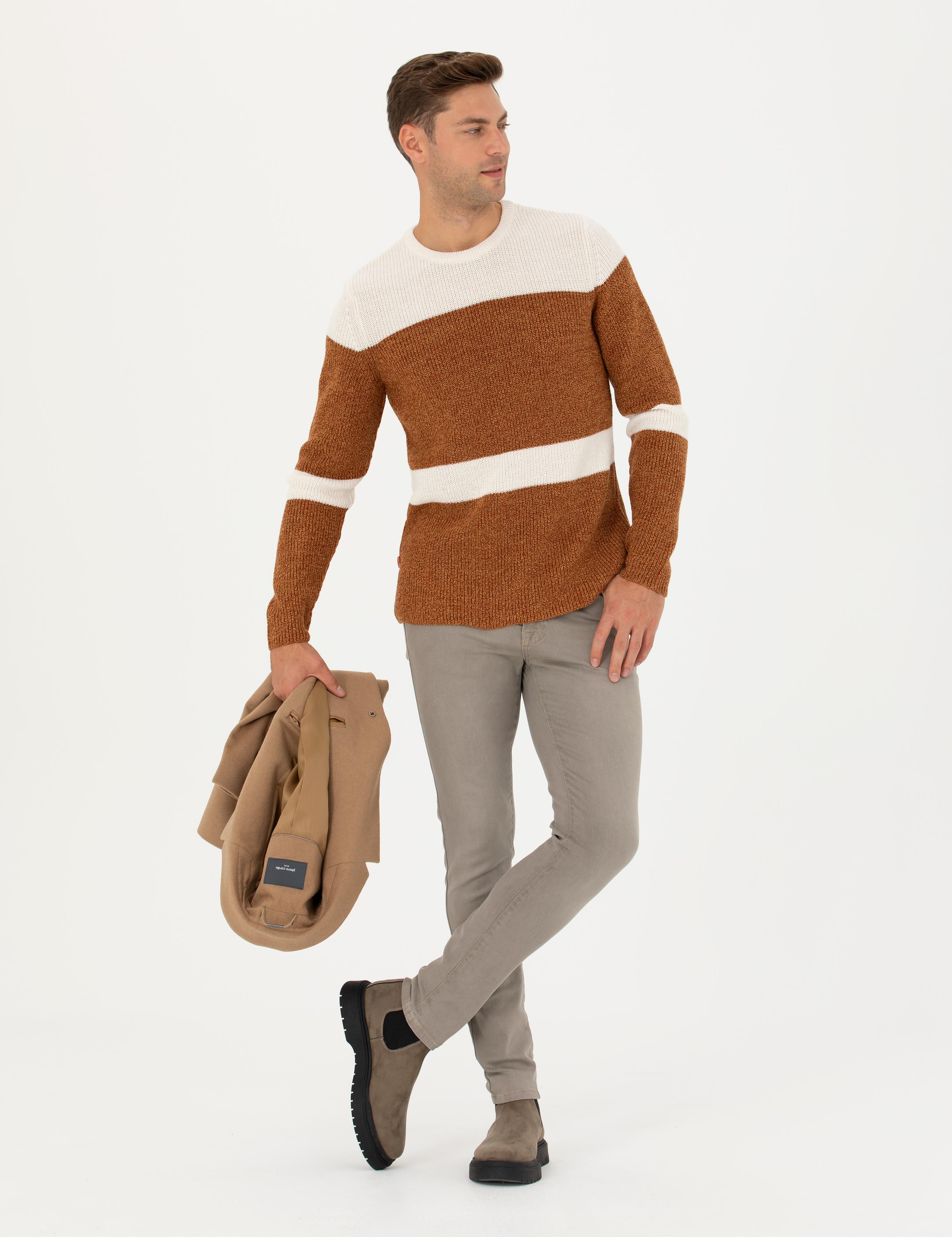 Bej Slim Fit Bisiklet Yaka Yün Karışımlı Triko Kazak