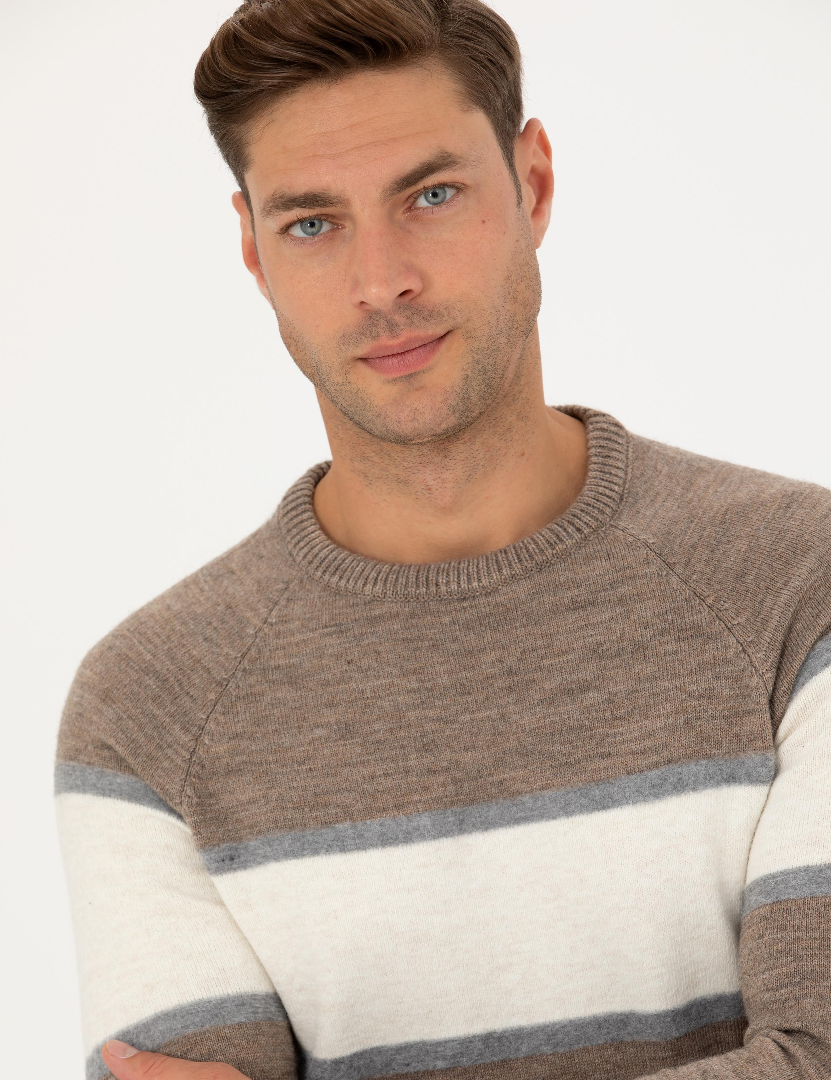 Kum Melanj Slim Fit Bisiklet Yaka Triko Kazak