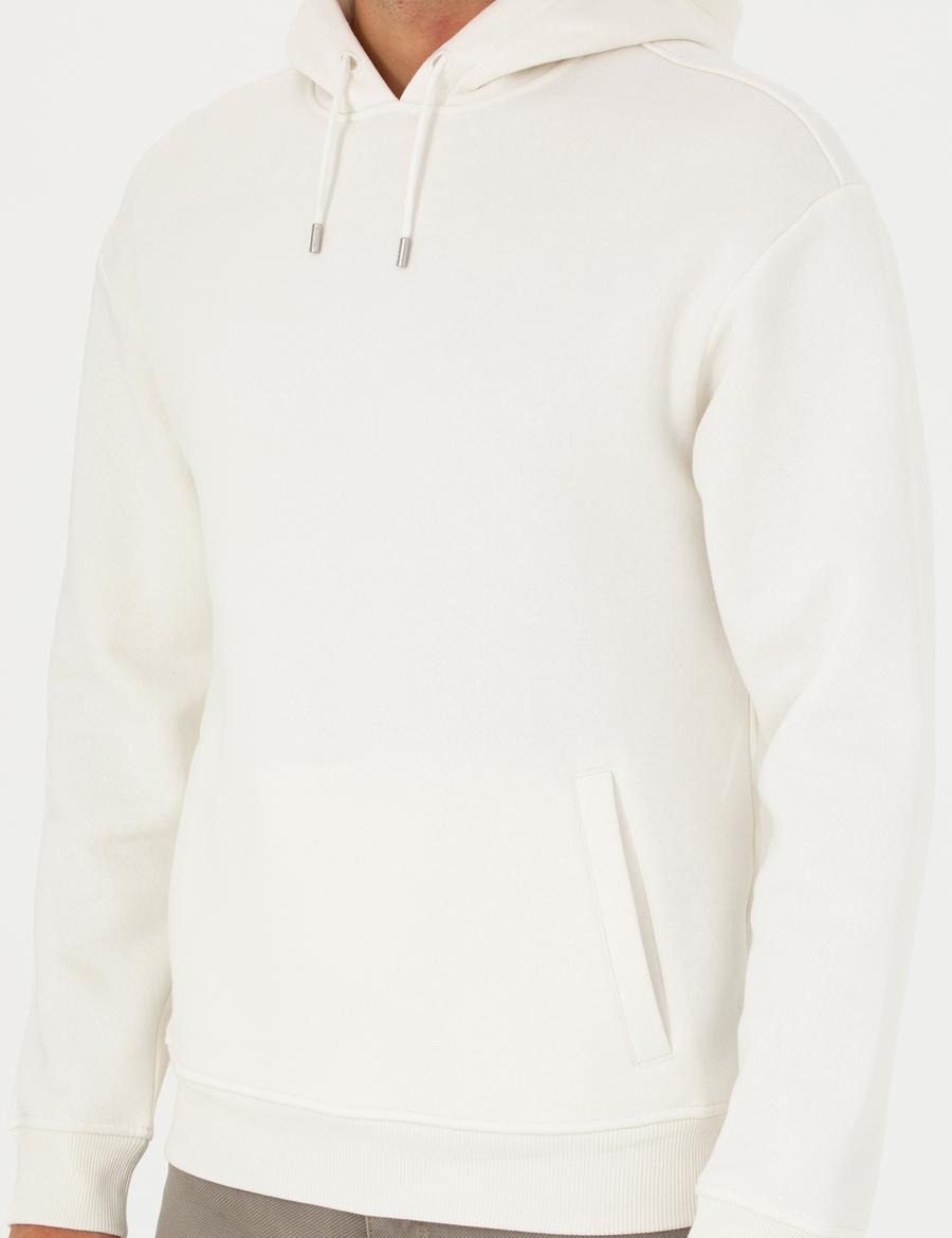 Ekru Regular Fit İçi Polarlı Kapüşonlu Sweatshirt