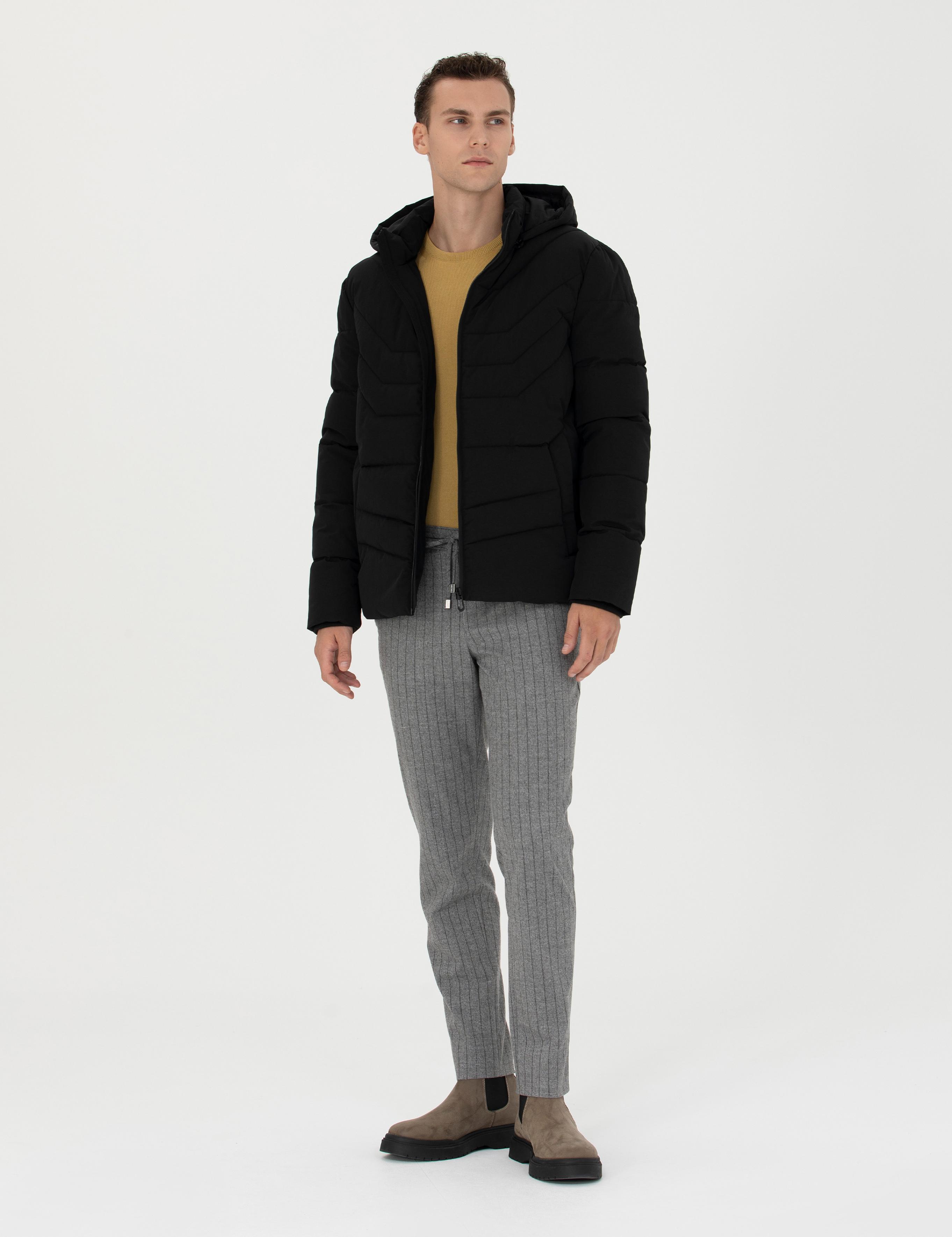 Siyah Gri Kapüşonlu Dolgulu Mont