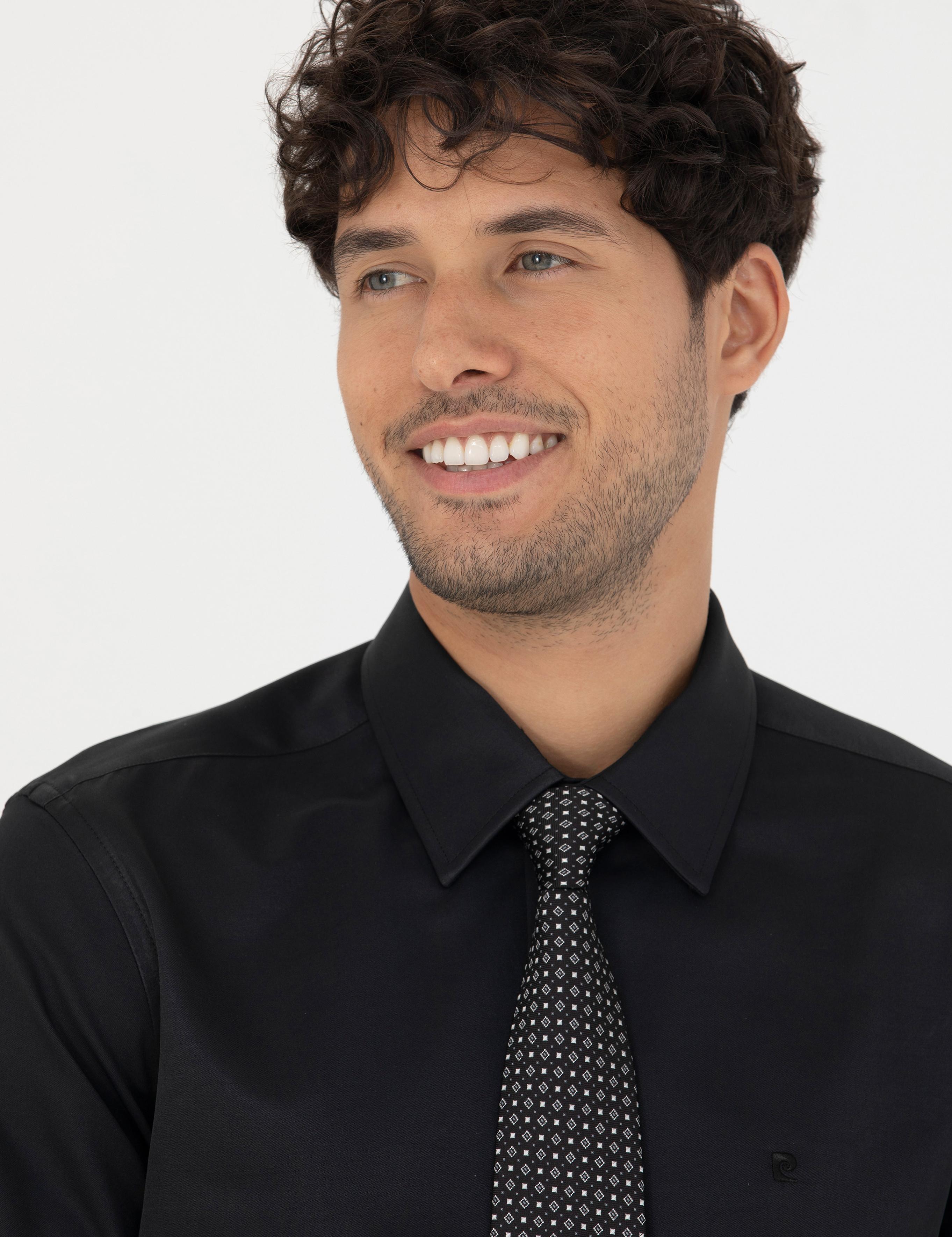 Siyah Slim Fit Uzun Kollu Basic Gömlek