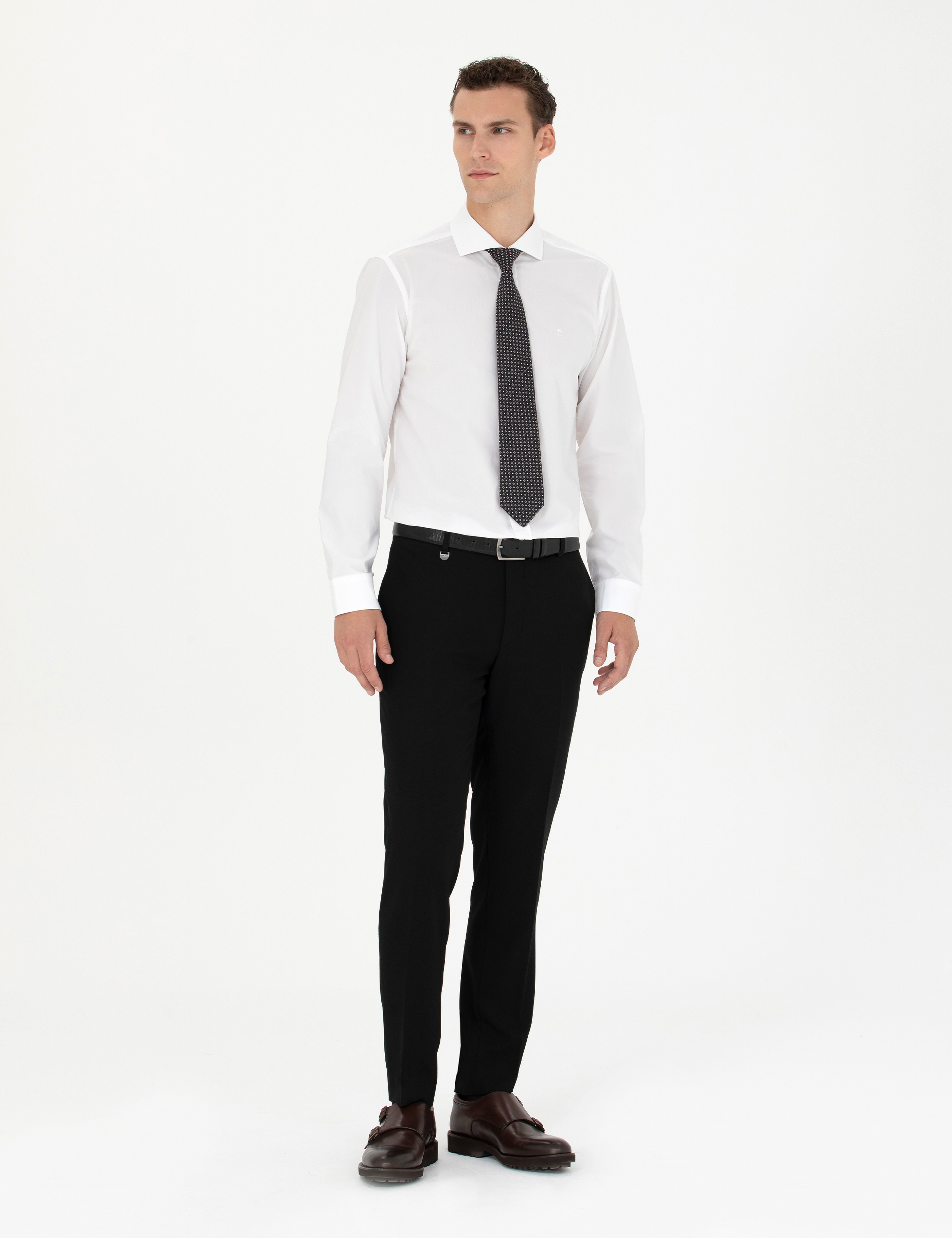 Beyaz Slim Fit Uzun Kollu Gömlek