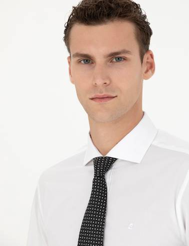 Beyaz Slim Fit Uzun Kollu Gömlek