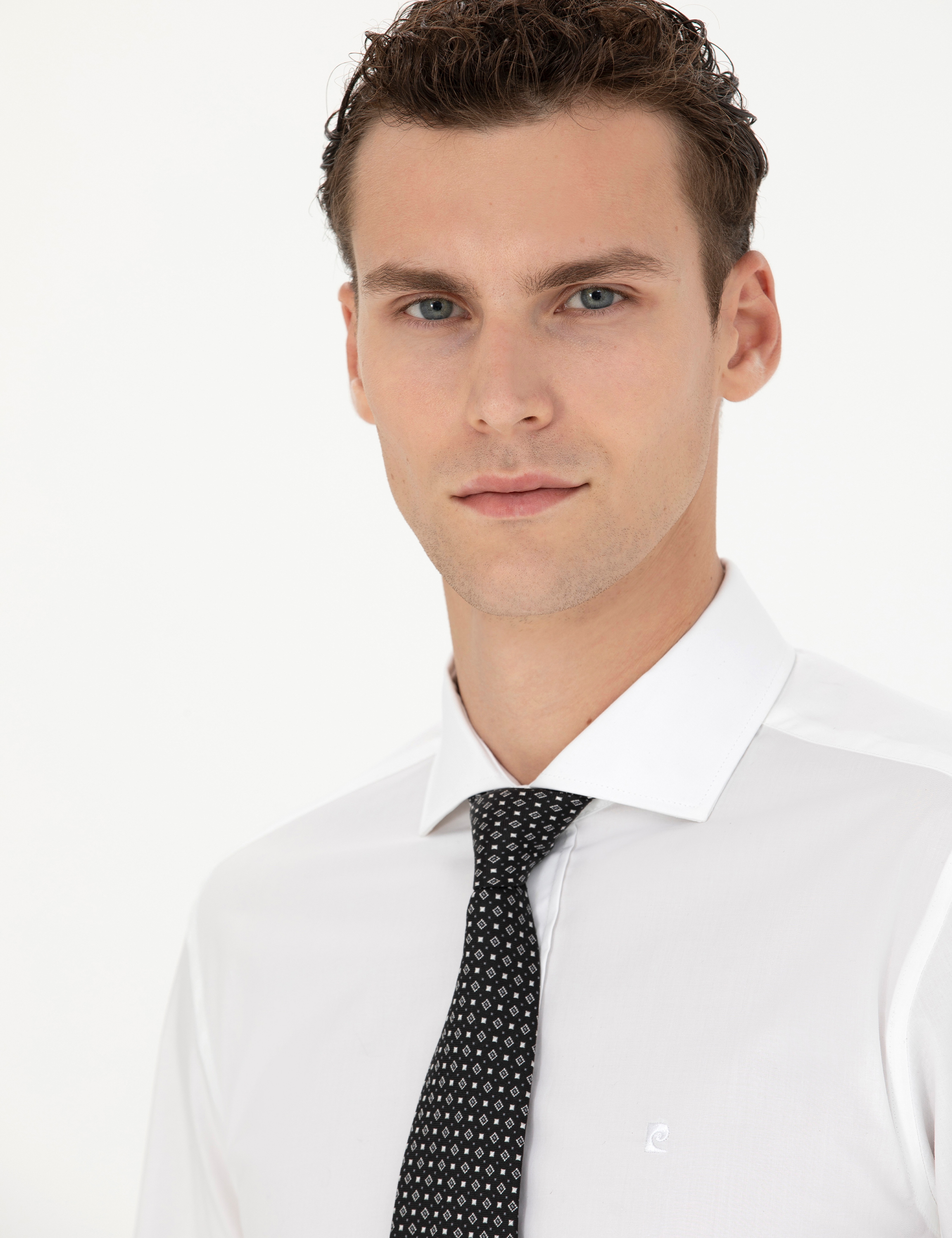 Beyaz Slim Fit Uzun Kollu Gömlek - Image 2