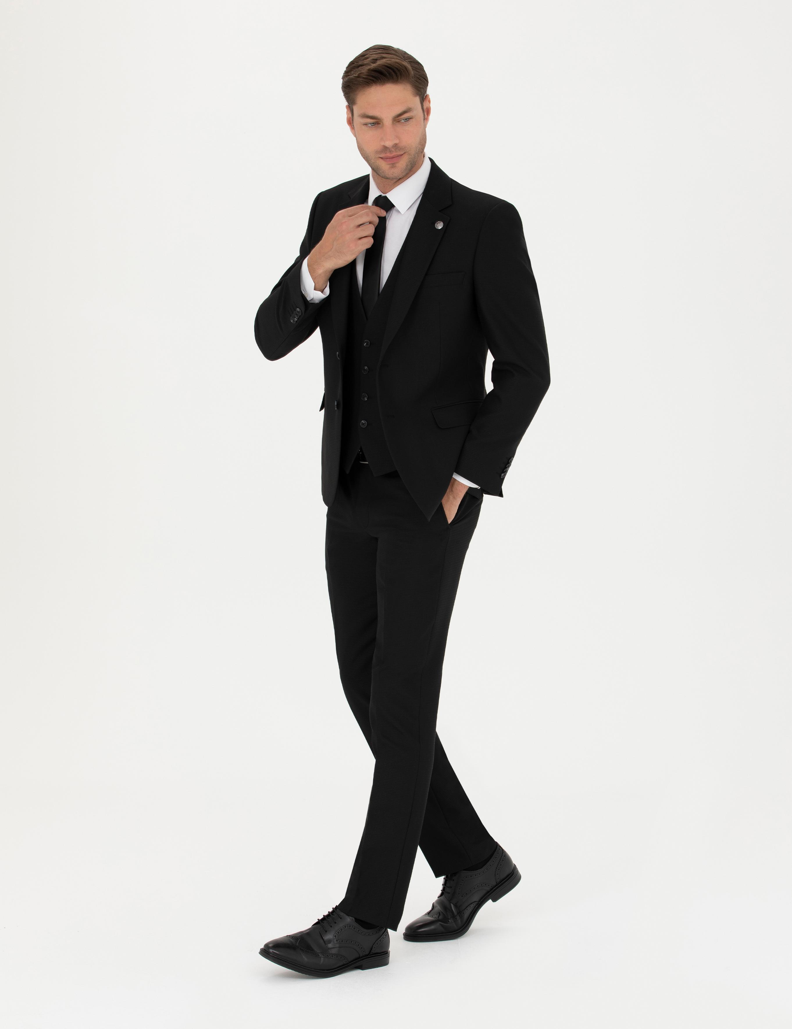 Siyah Slim Fit Yelekli Takım Elbise