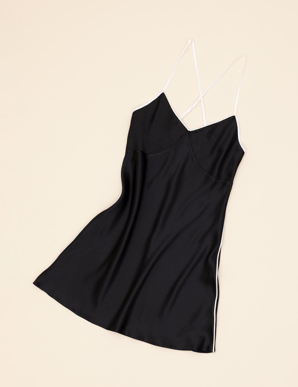 Siyah Saten 4'lü Çeyiz Seti - 50285172001