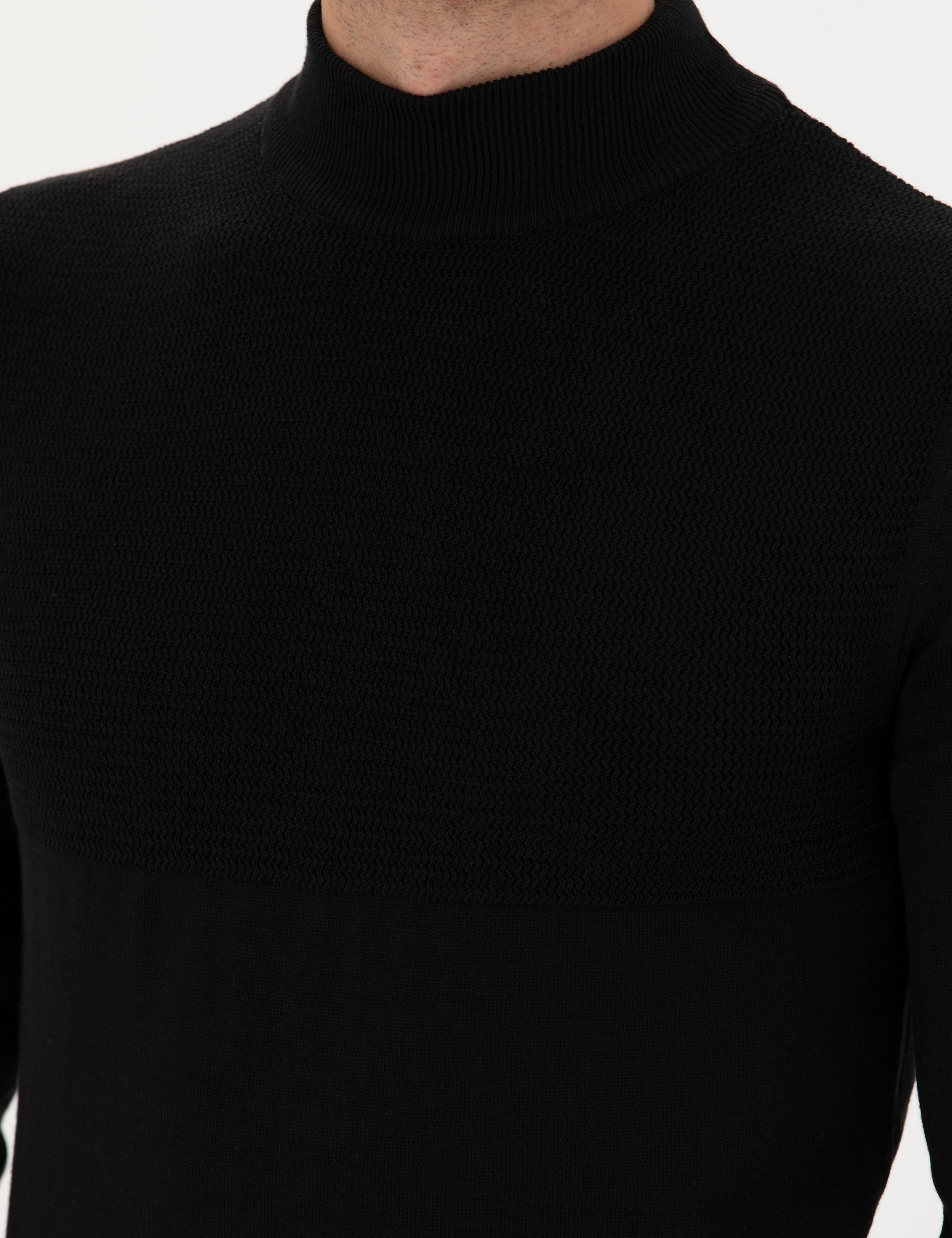 Siyah Slim Fit Yarım Balıkçı Yaka Triko Kazak - Image 7