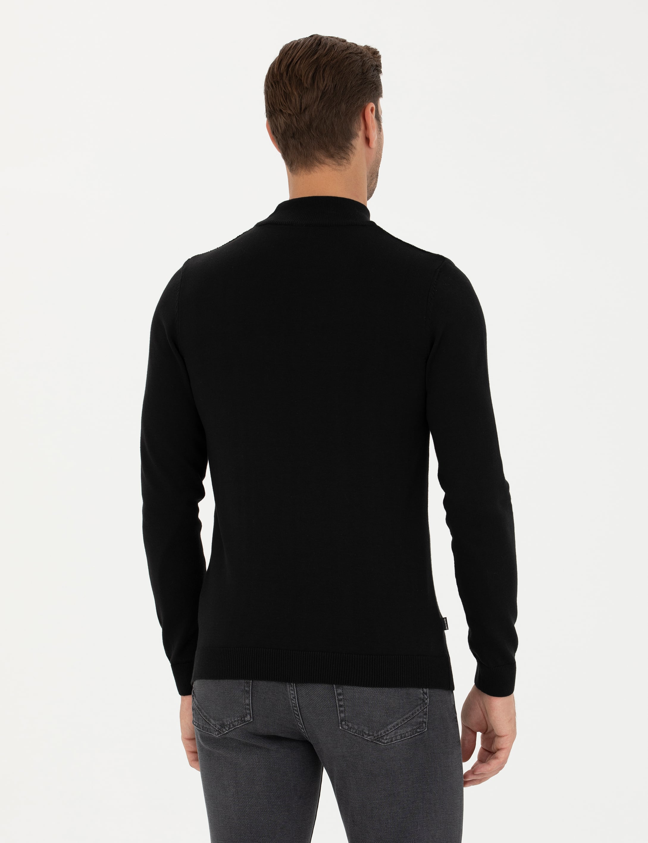 Siyah Slim Fit Yarım Balıkçı Yaka Triko Kazak