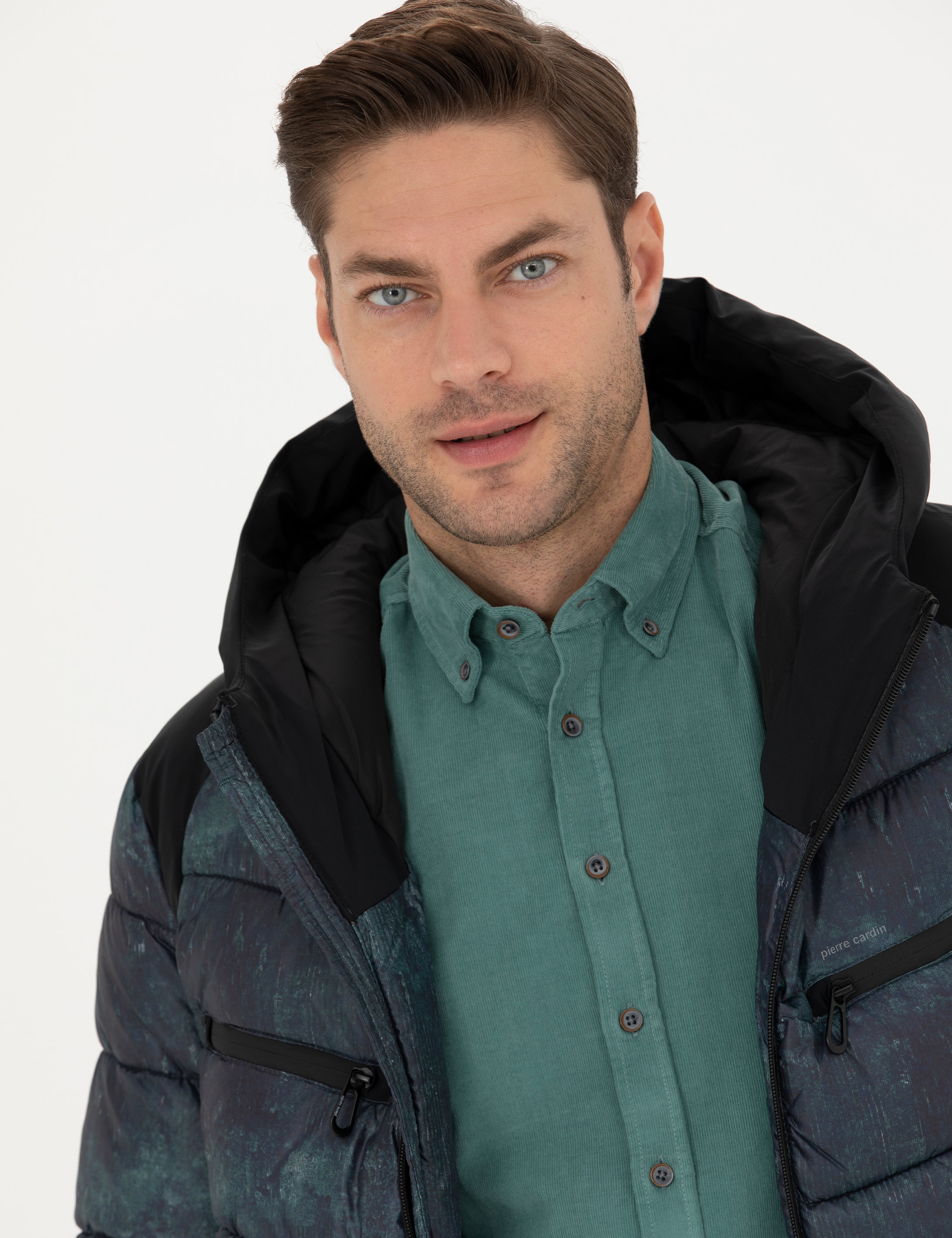 Mint Slim Fit Mont
