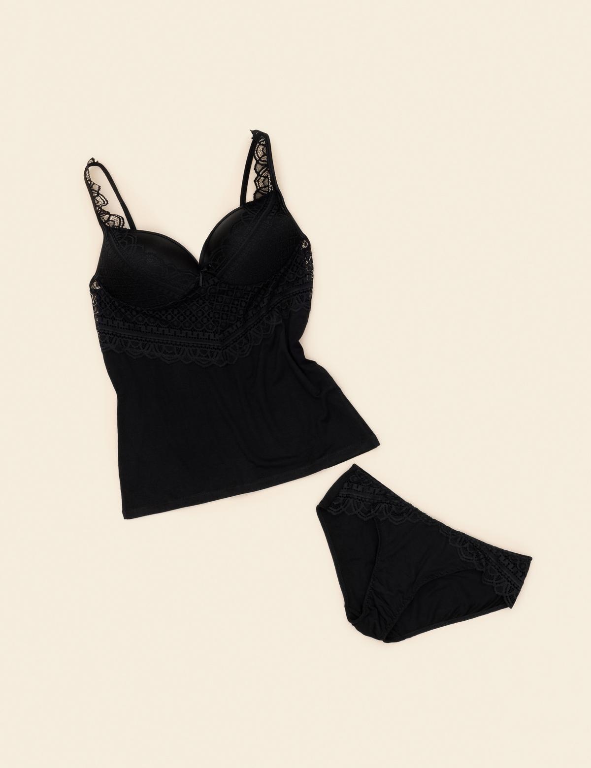 Siyah İç Giyim Takım