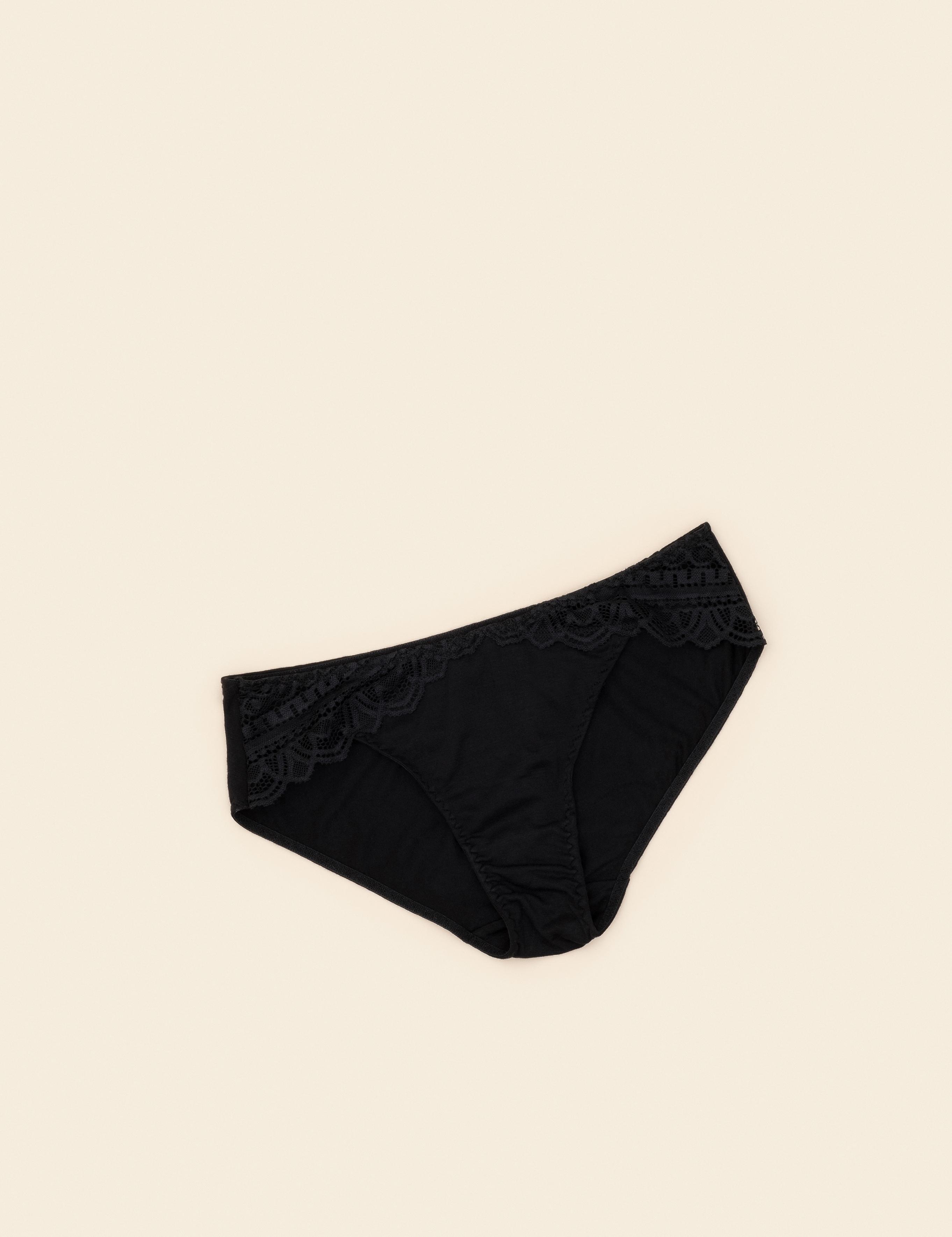 Siyah İç Giyim Takım