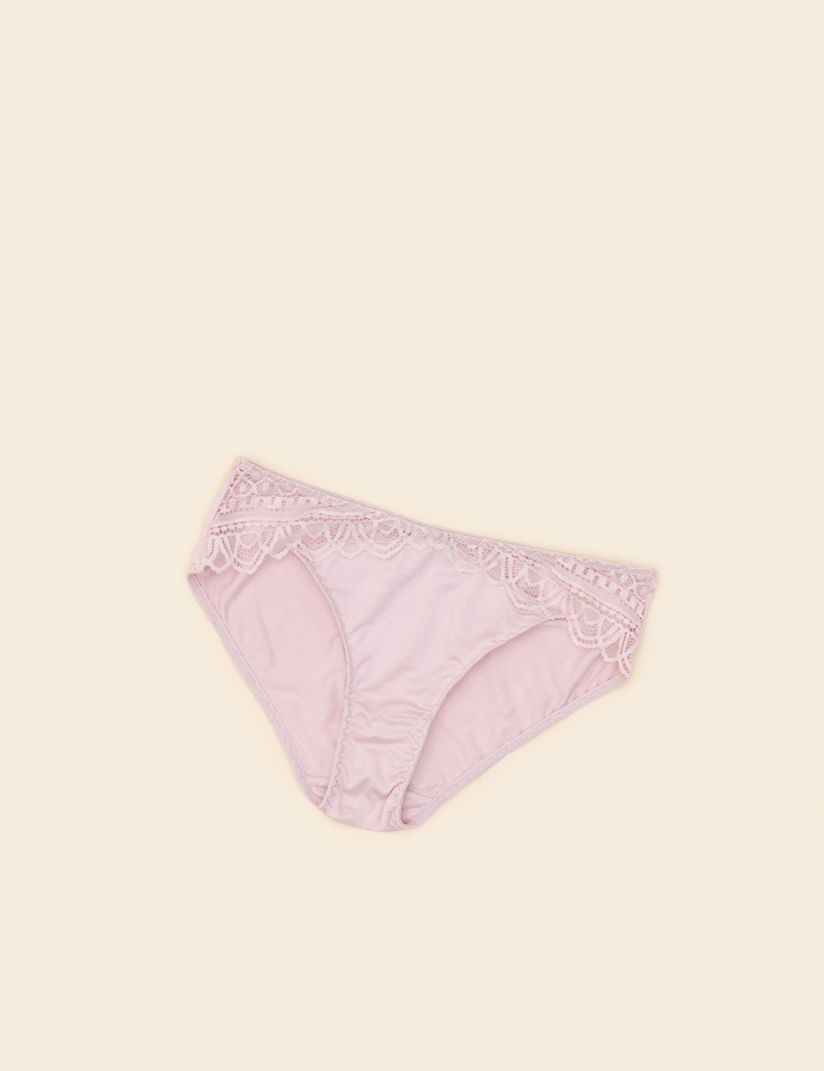 Pembe İç Giyim Takım