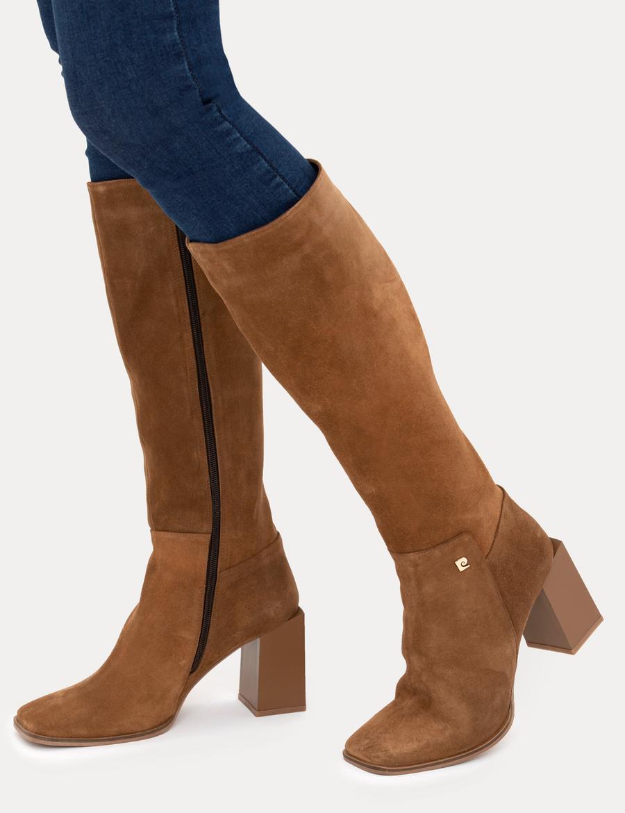 Kahverengi Topuklu Çizme