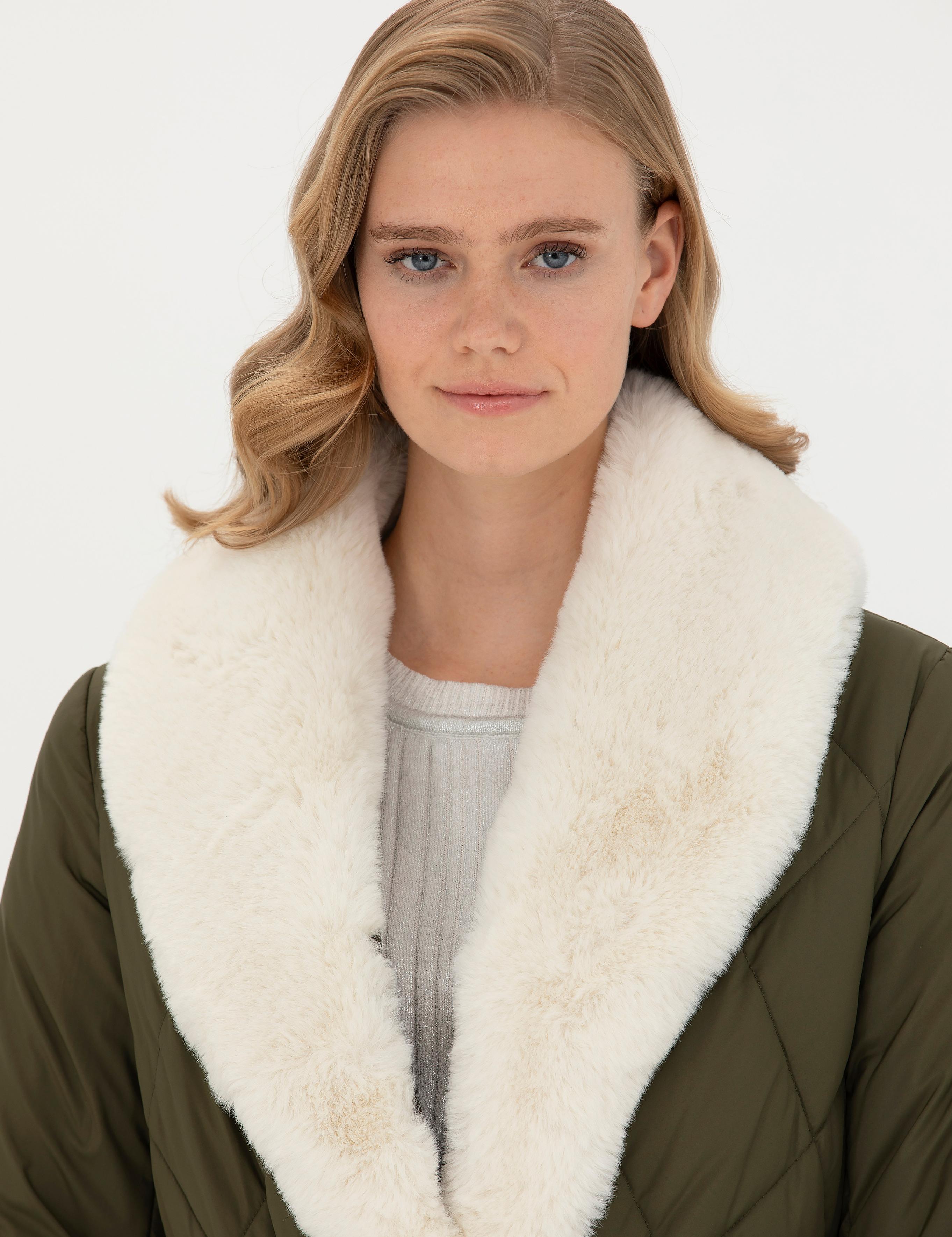 Yeşil Kürklü Mont