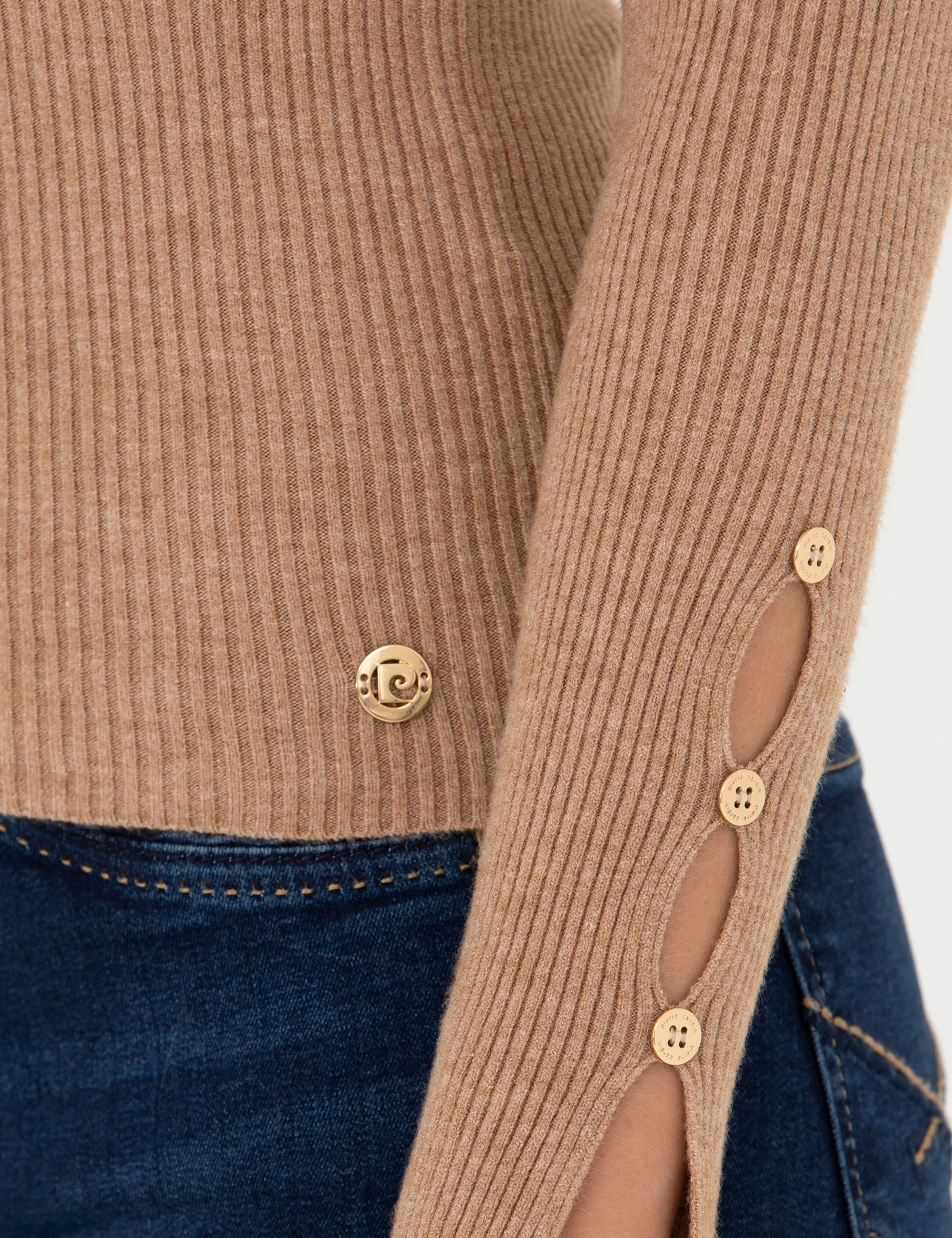 Bej Extra Slim Fit Balıkçı Yaka Kazak
