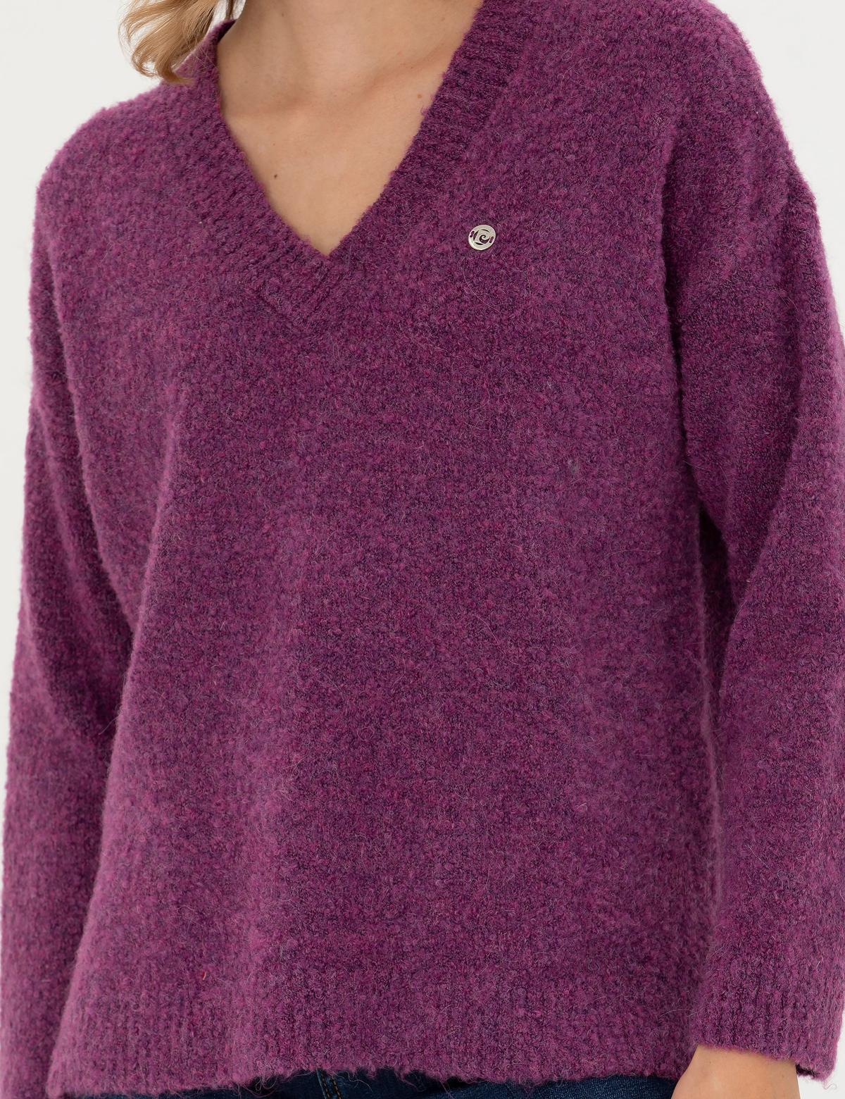 Menekşe Comfort Fit V Yaka Kazak - 50277149023