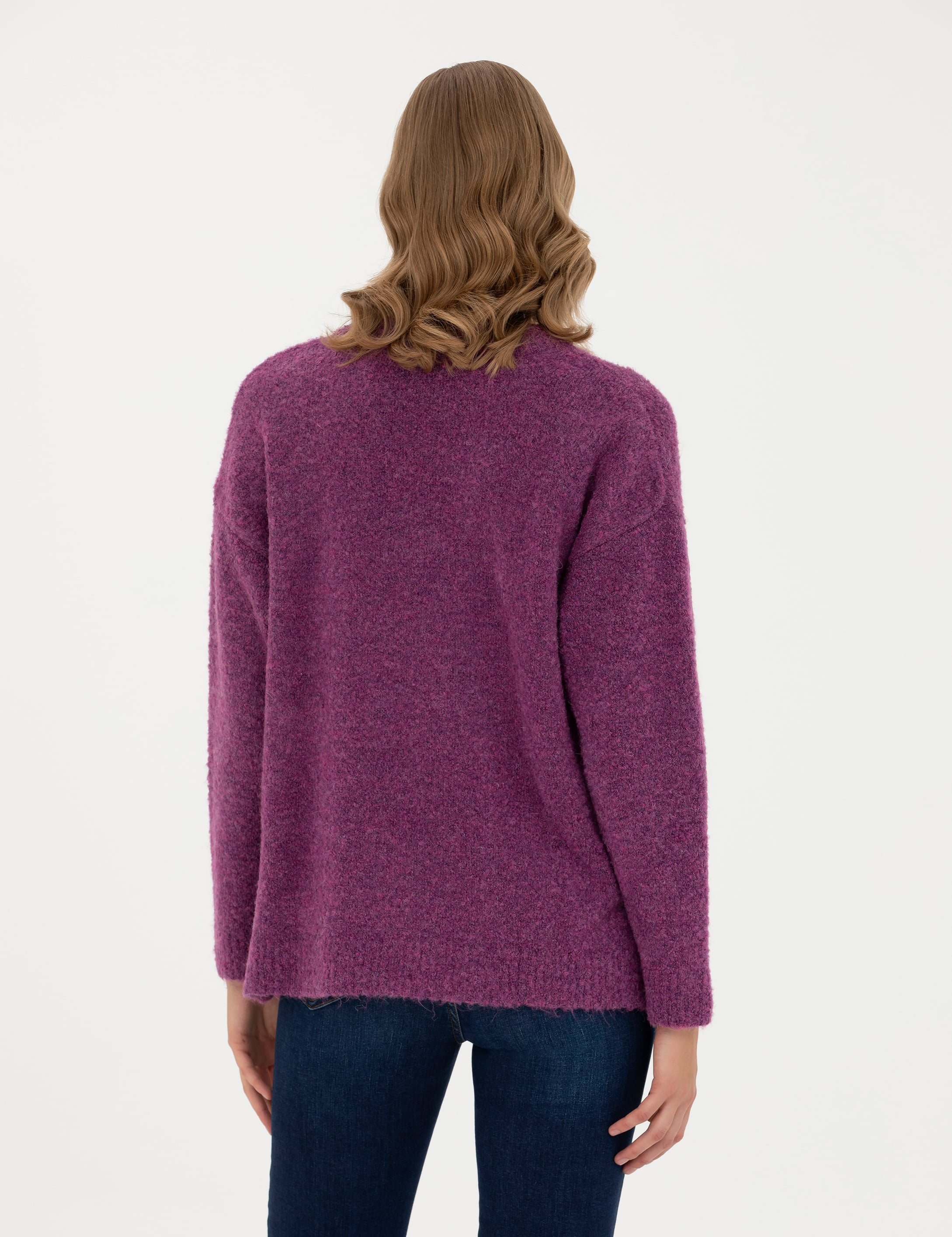 Menekşe Comfort Fit V Yaka Kazak - Image 5