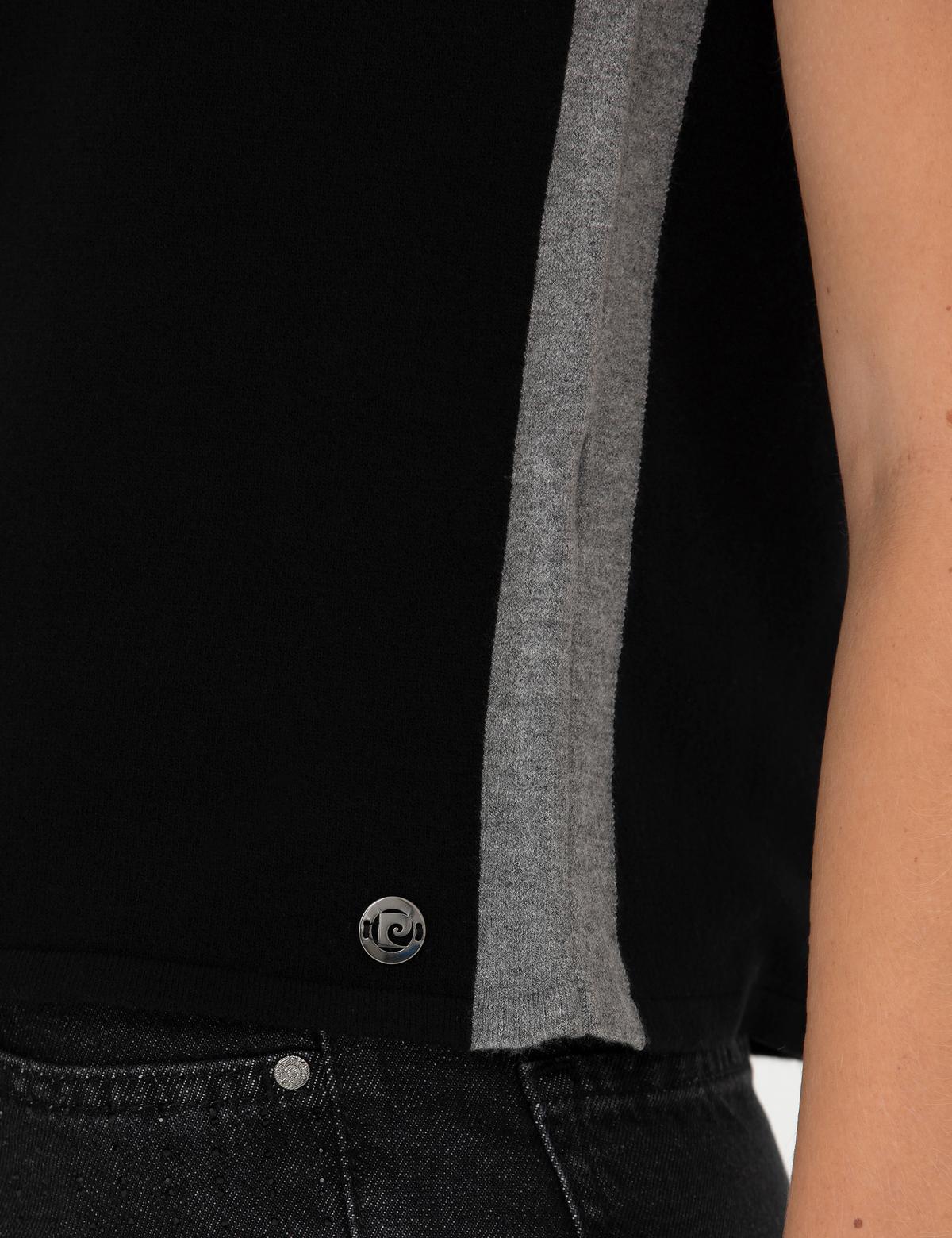 Siyah Slim Fit Bisiklet Yaka Tişört - 50278909014