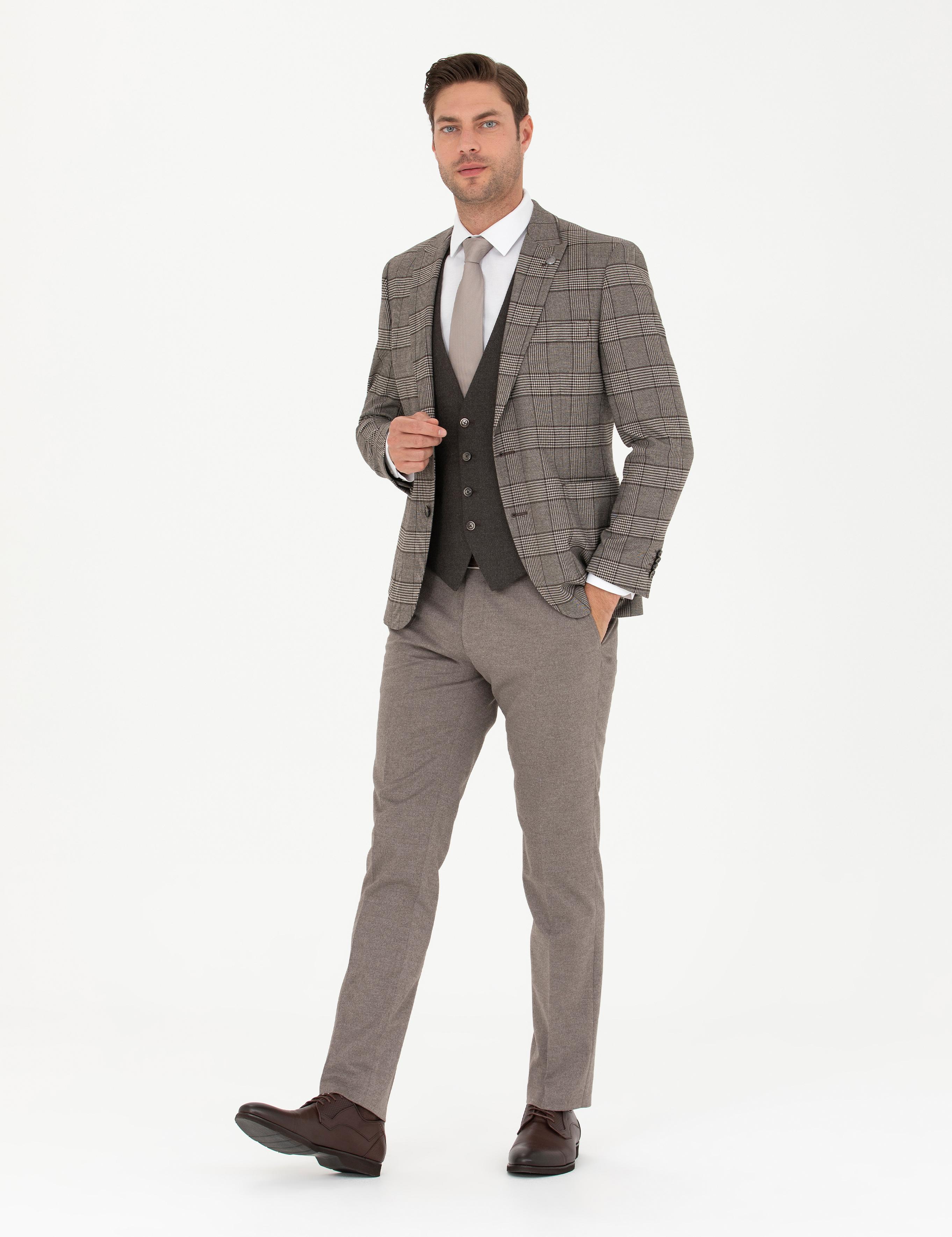 Açık Kahverengi Yelekli Ekose Takım Elbise