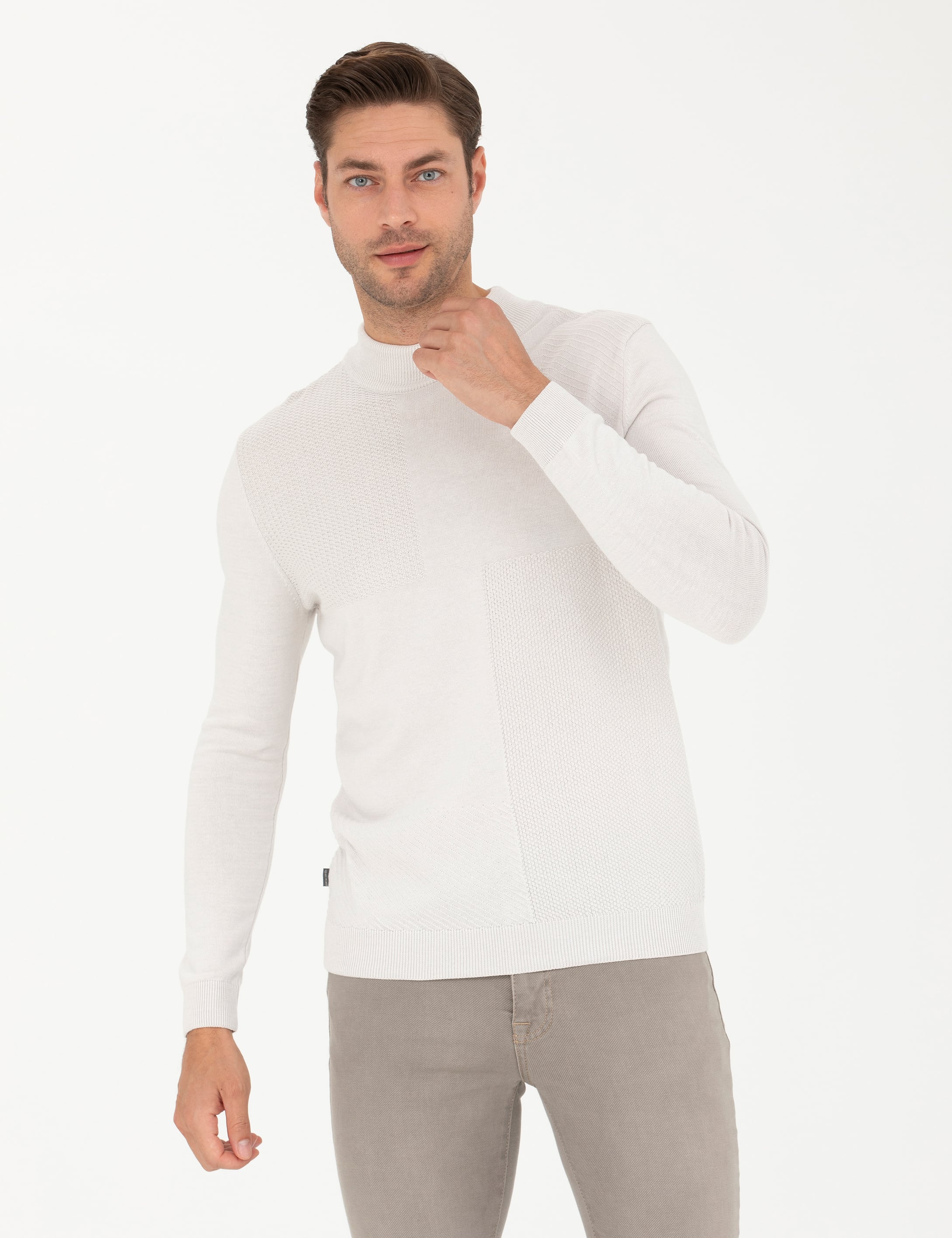 Taş Slim Fit Yarım Balıkçı Yaka Triko Kazak