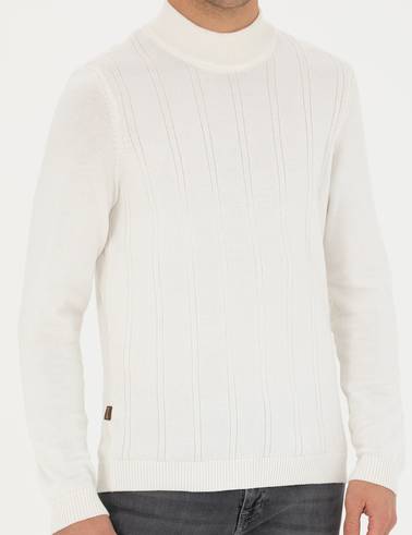 Ekru Slim Fit Yarım Balıkçı Yaka Triko Kazak