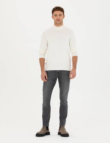 Ekru Slim Fit Yarım Balıkçı Yaka Triko Kazak
