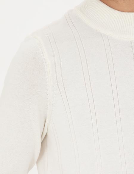 Ekru Slim Fit Yarım Balıkçı Yaka Triko Kazak - 50281851021