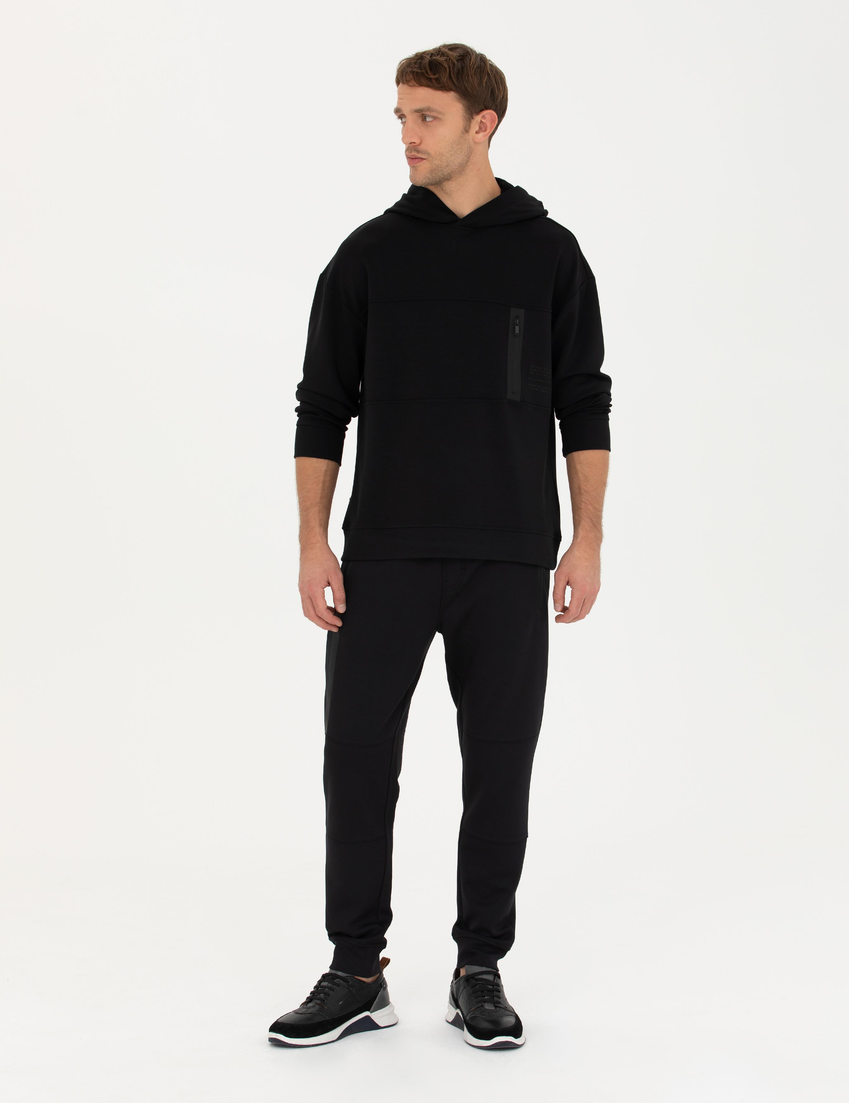 Siyah Regular Fit Sweatshirt