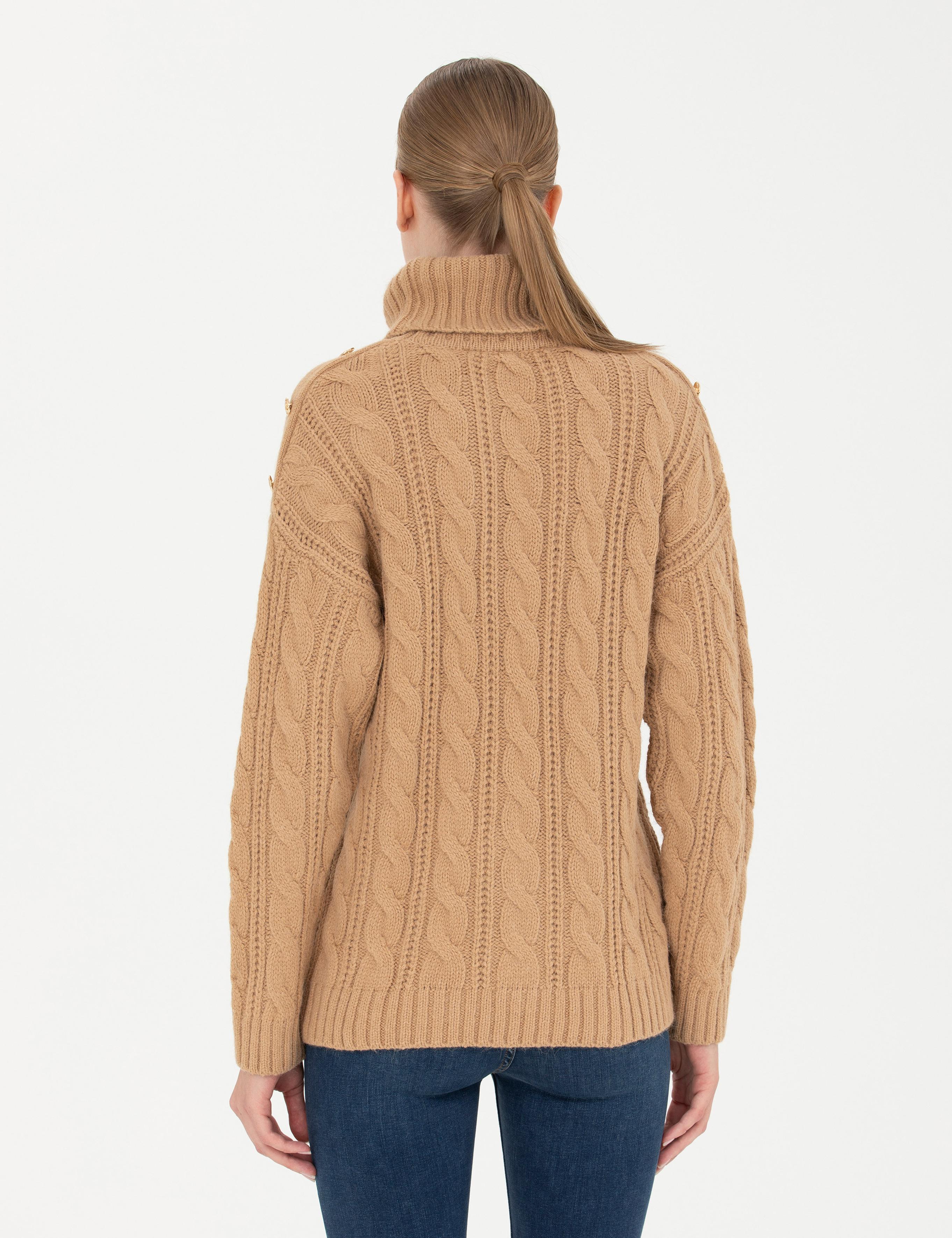 Bej Regular Fit Balıkçı Yaka Kazak