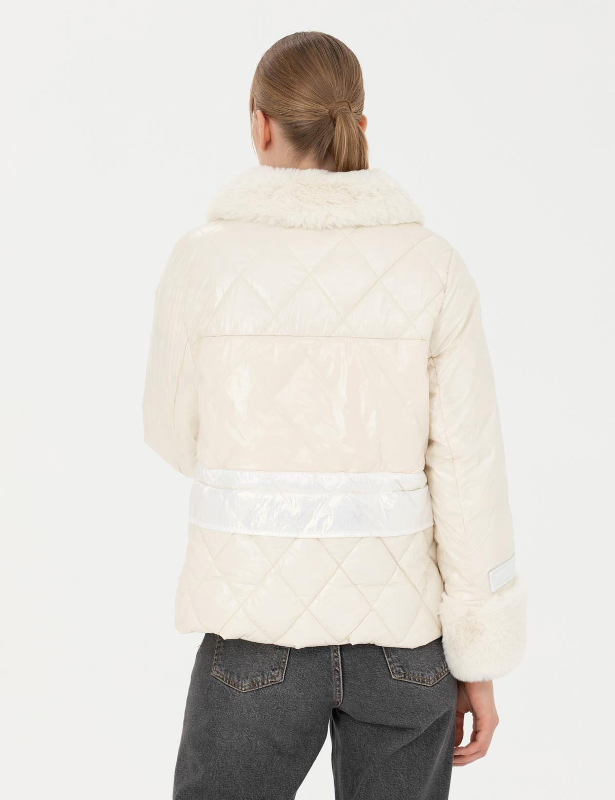 Ekru Kürk Yaka Mont - 50277565004