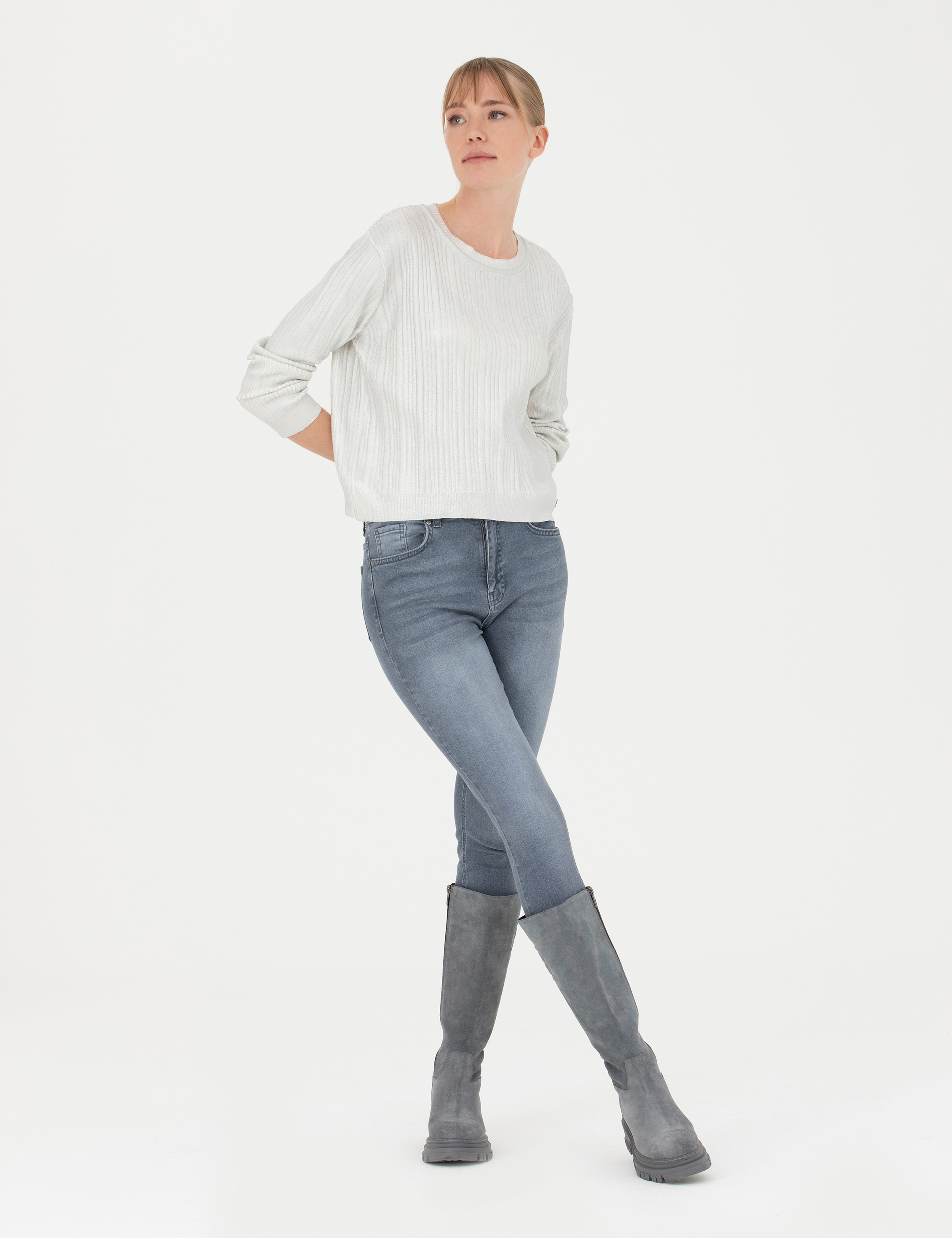 Ekru Regular Fit Bisiklet Yaka Kazak - Image 4