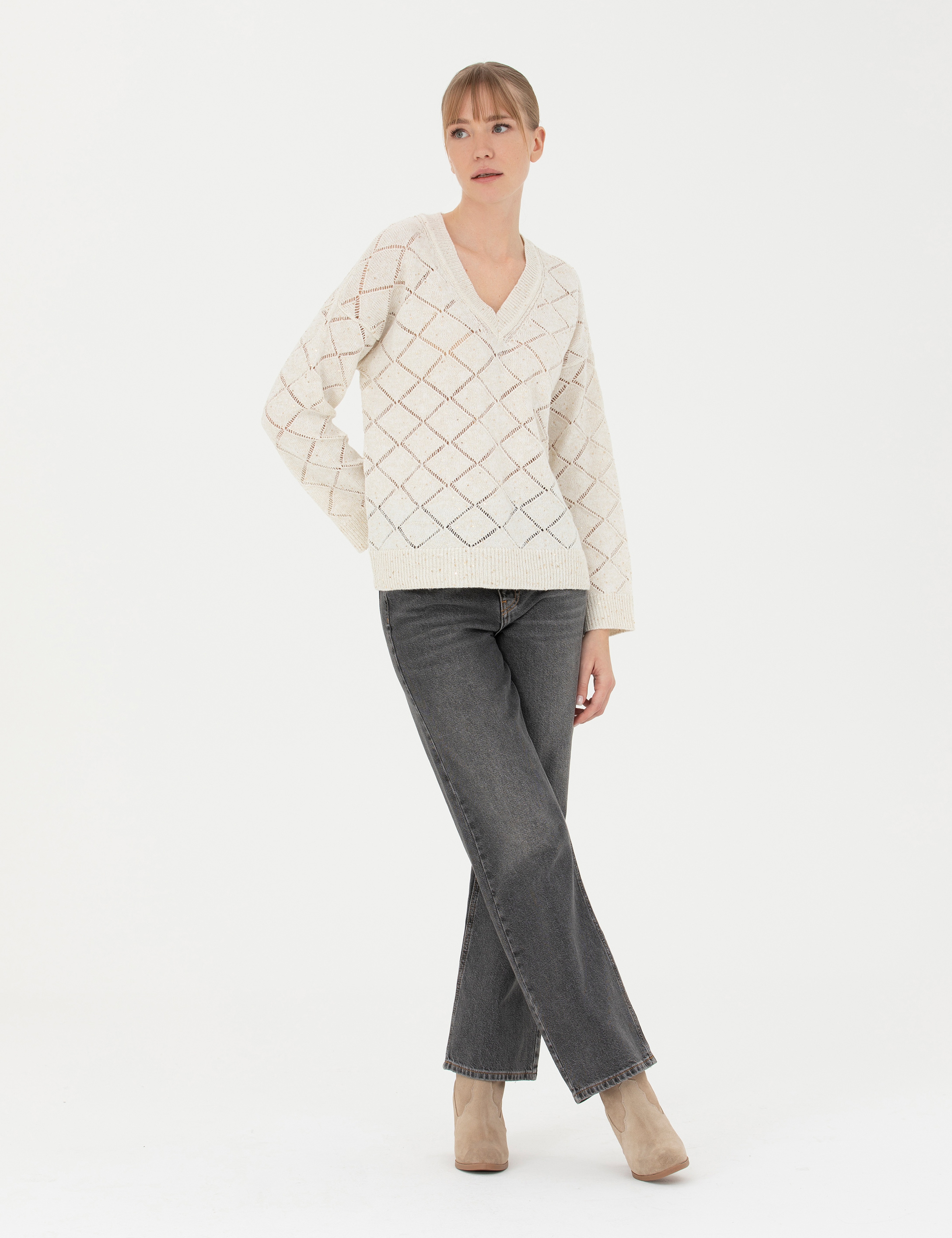 Krem Comfort Fit V Yaka Kazak - Image 4