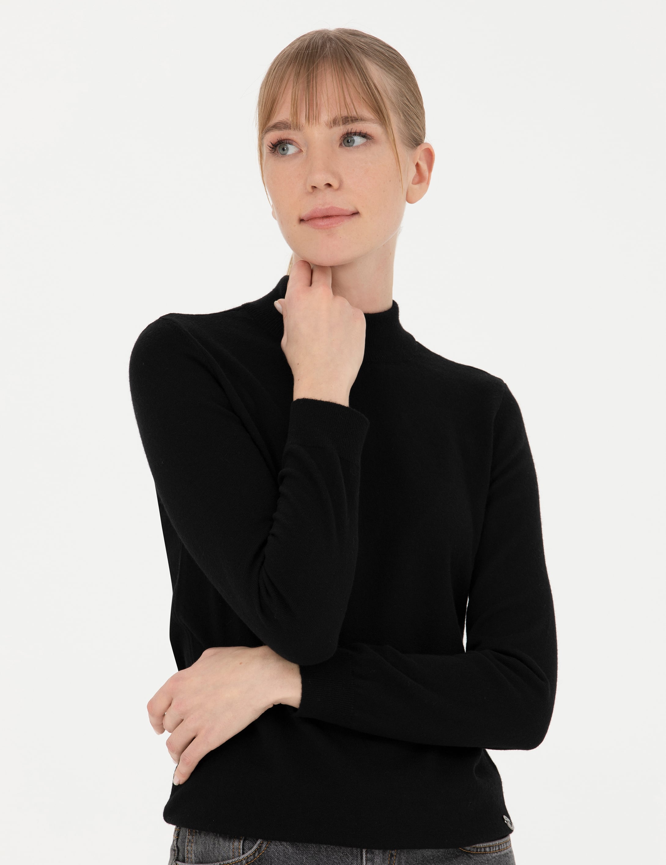 Siyah Slim Fit Yarım Balıkçı Yaka Kazak - Image 3