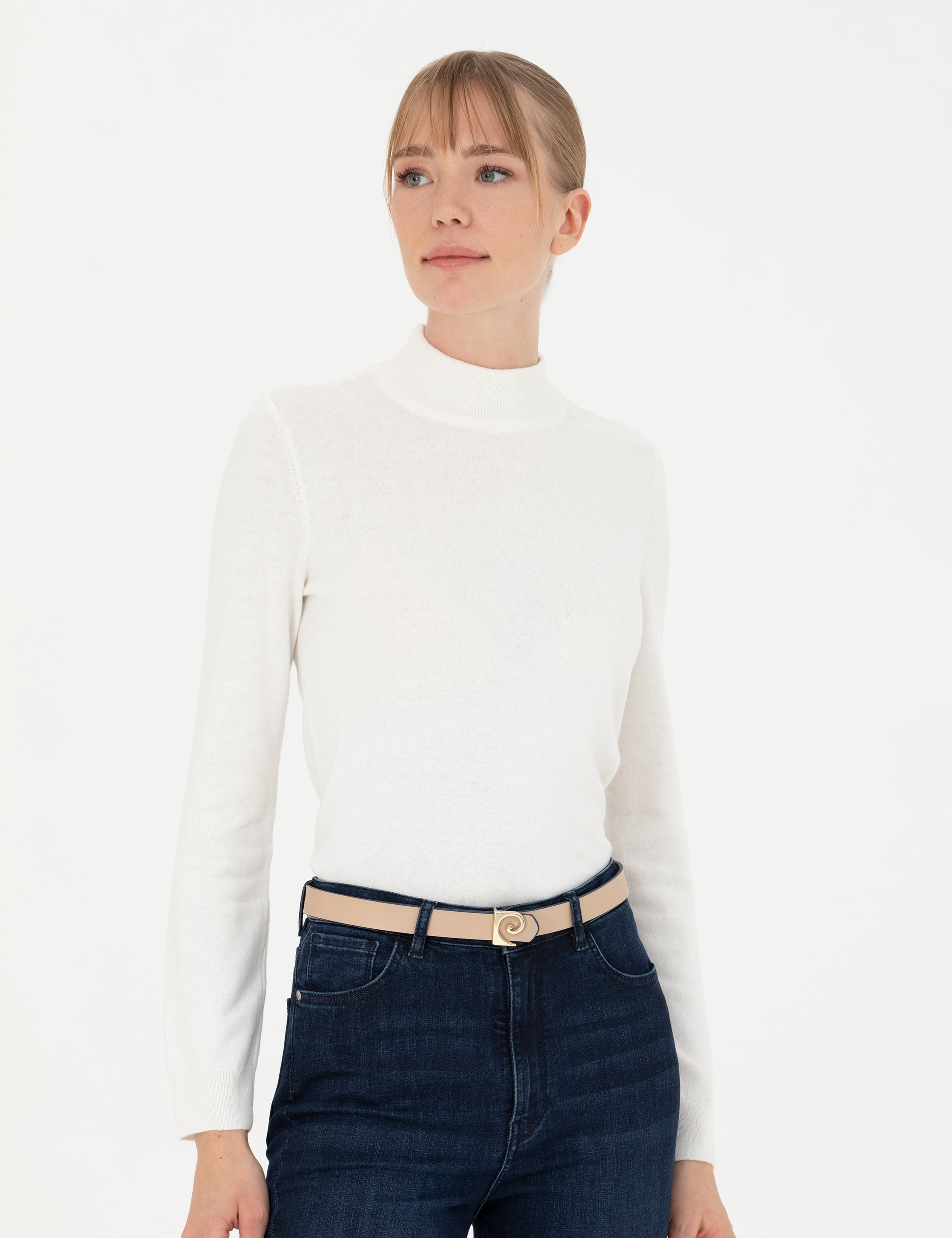 Krem Slim Fit Yarım Balıkçı Yaka Kazak