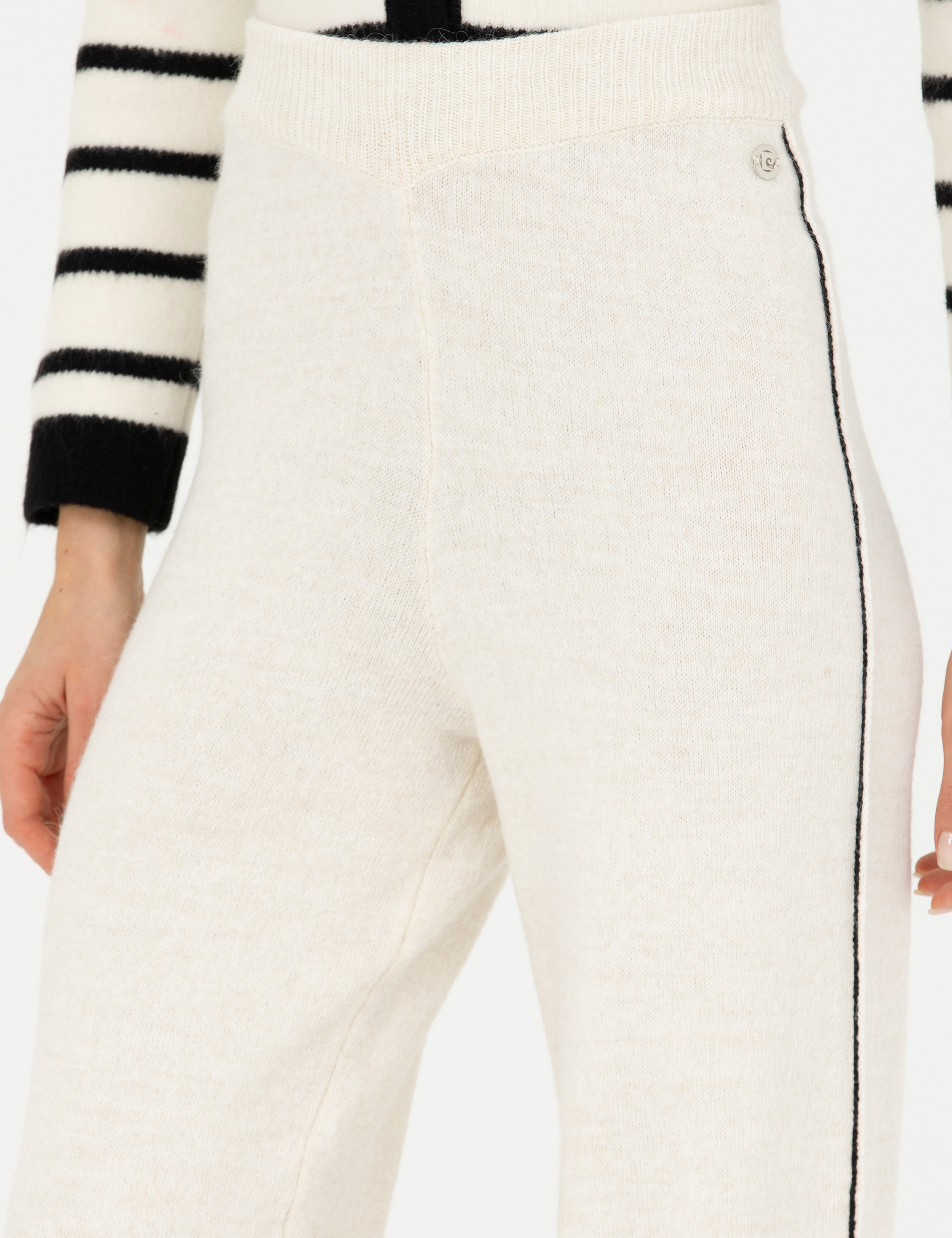 Ekru Loose Fit Triko Pantolon - Image 5