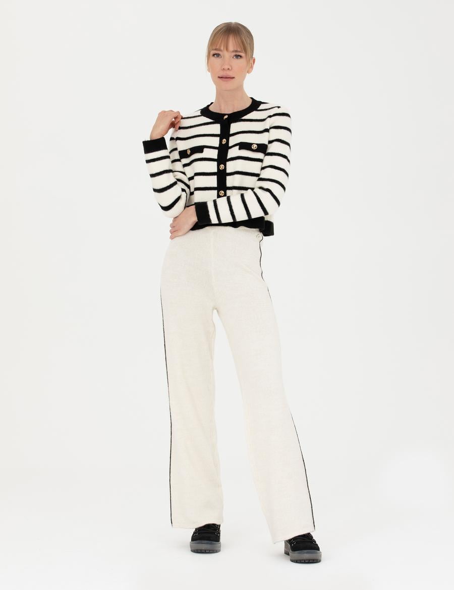 Ekru Loose Fit Triko Pantolon