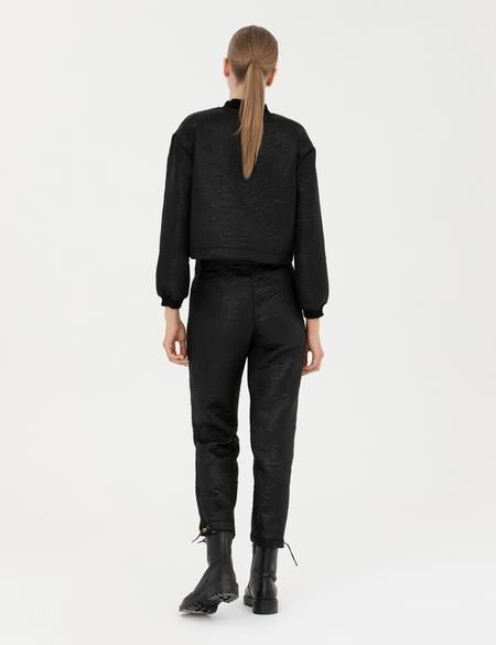 Siyah Parlak Dokulu Comfort Fit Pantolon - 50275534007