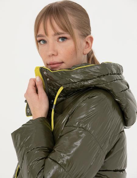 Haki Kapüşonlu Parlak Mont - 50272212009