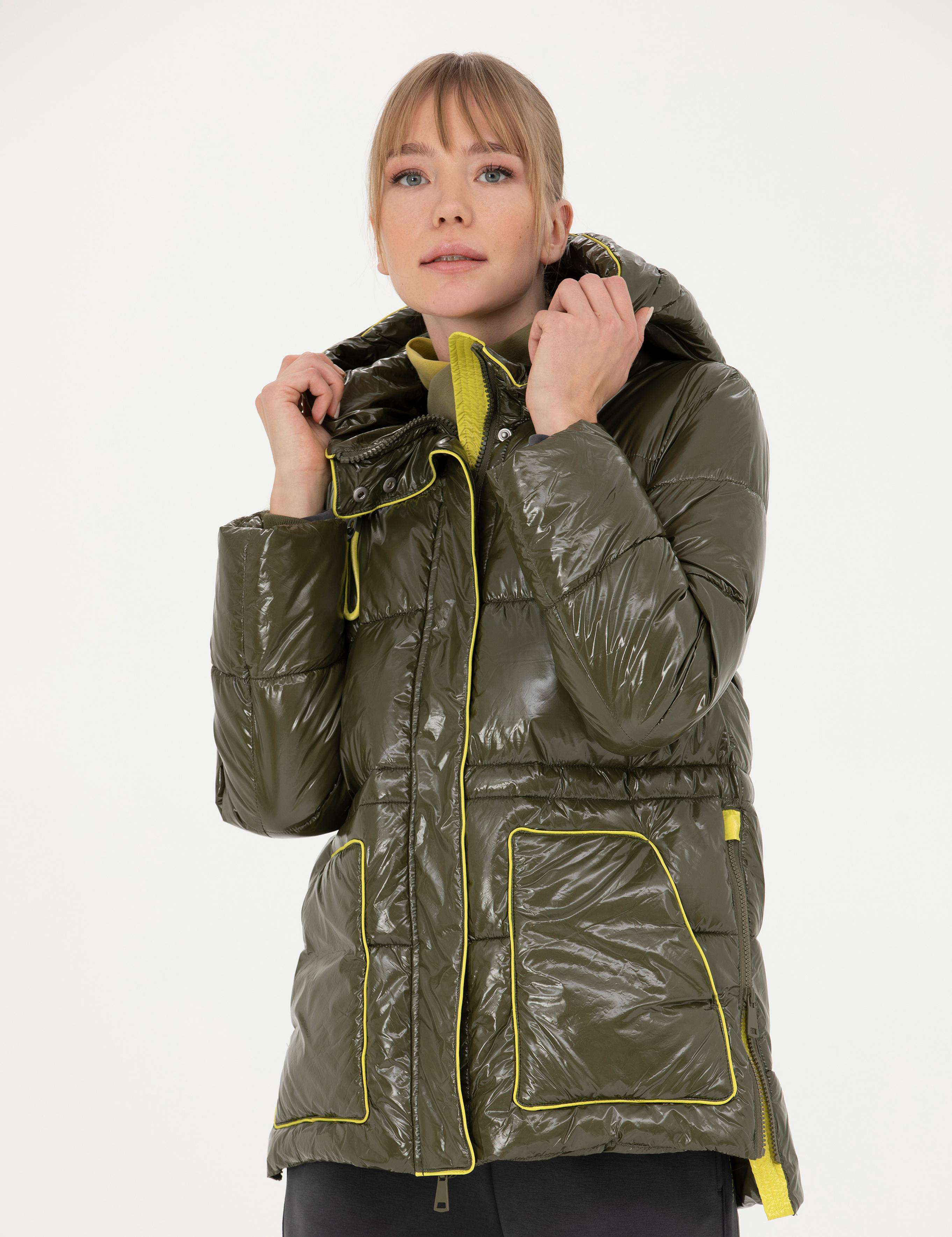 Haki Kapüşonlu Parlak Mont