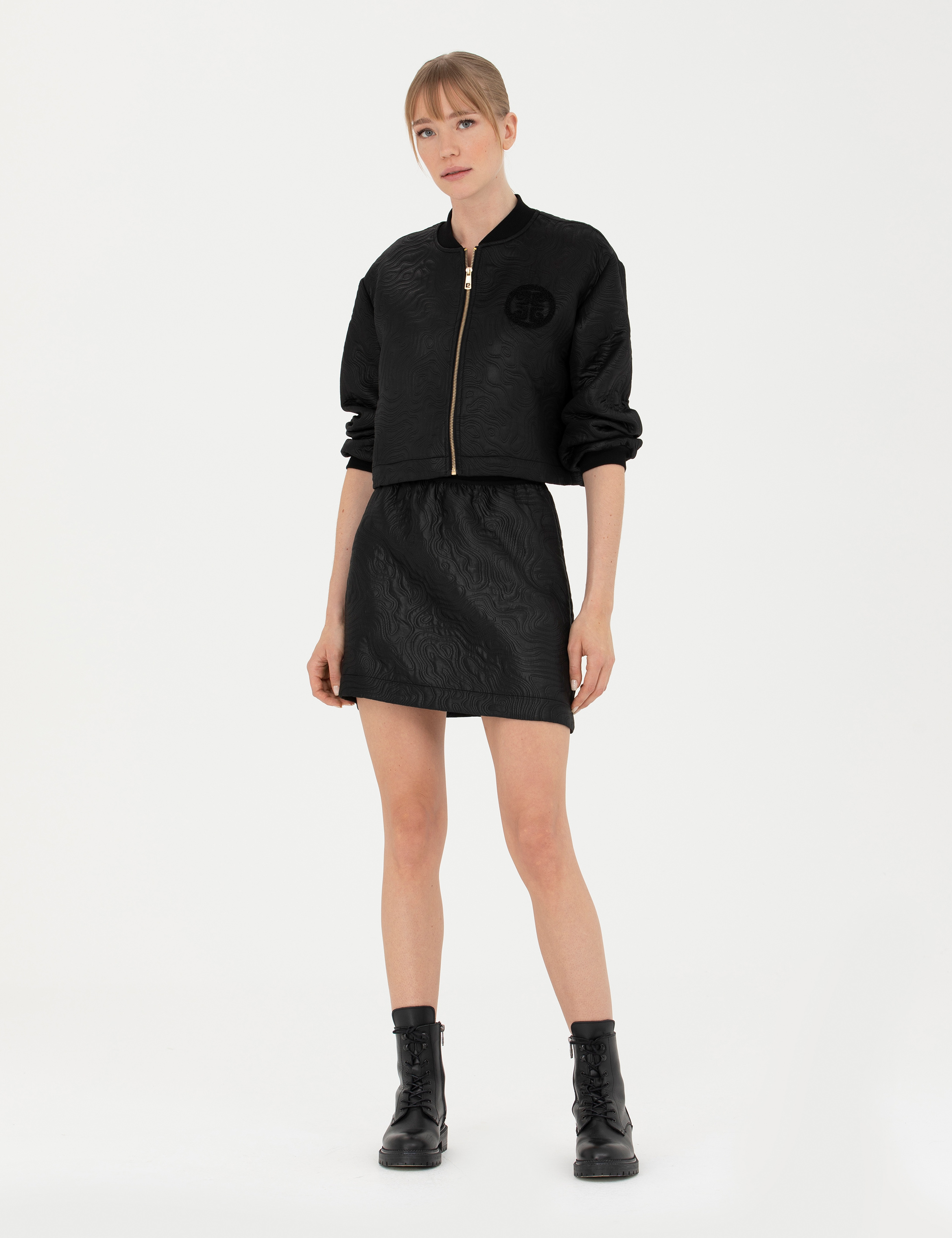 Siyah Crop Top Ceket - Image 4
