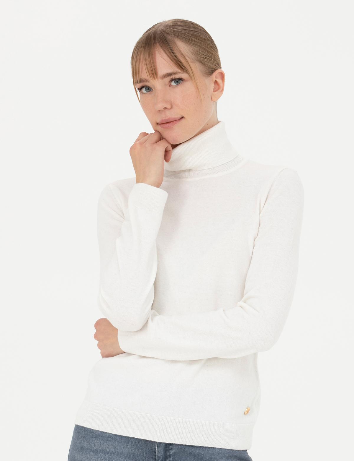 Krem Slim Fit Balıkçı Yaka Kazak