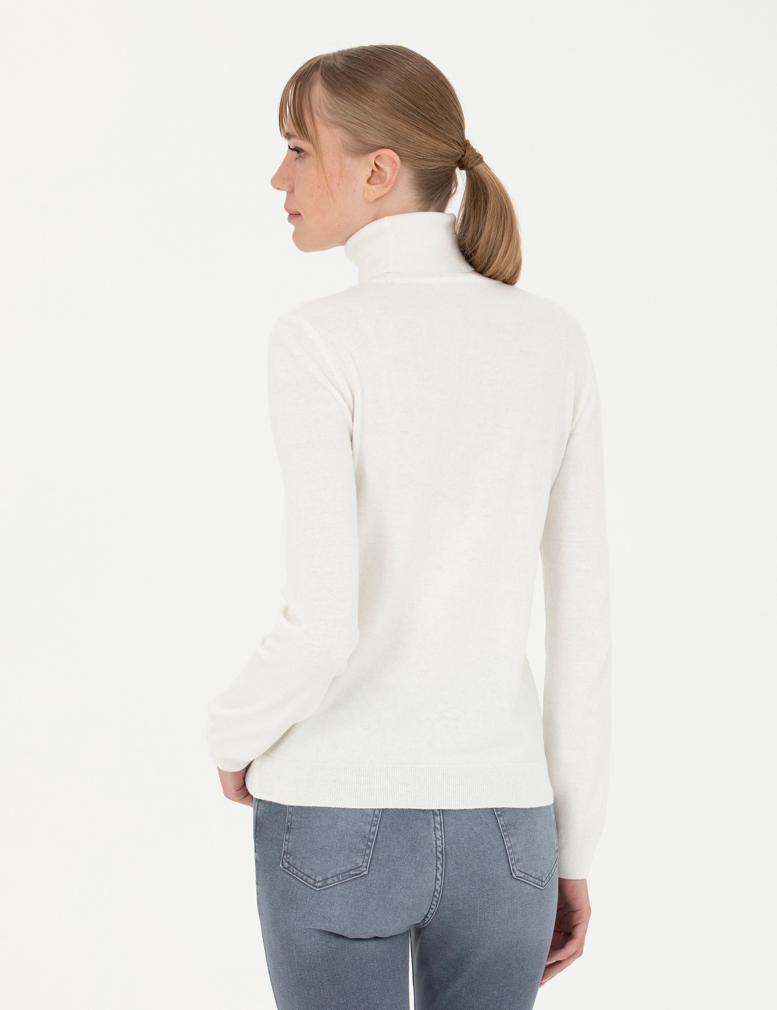 Krem Slim Fit Balıkçı Yaka Kazak