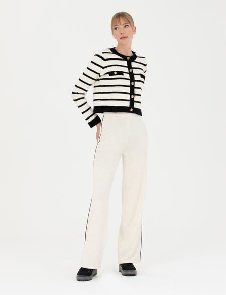 Ekru Crop Top Triko Hırka - 50280226004