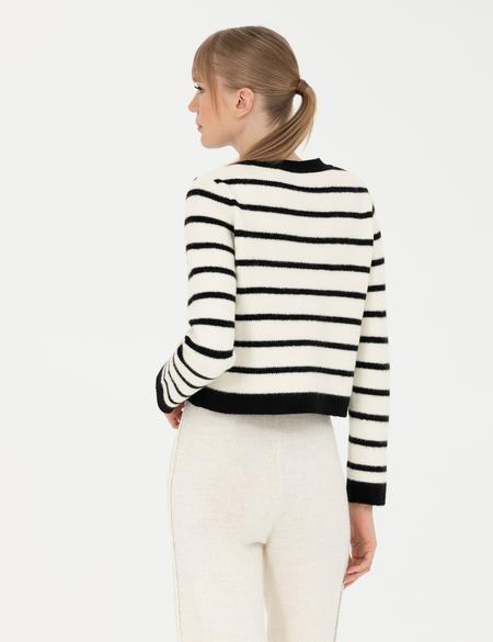 Ekru Crop Top Triko Hırka - 50280226004