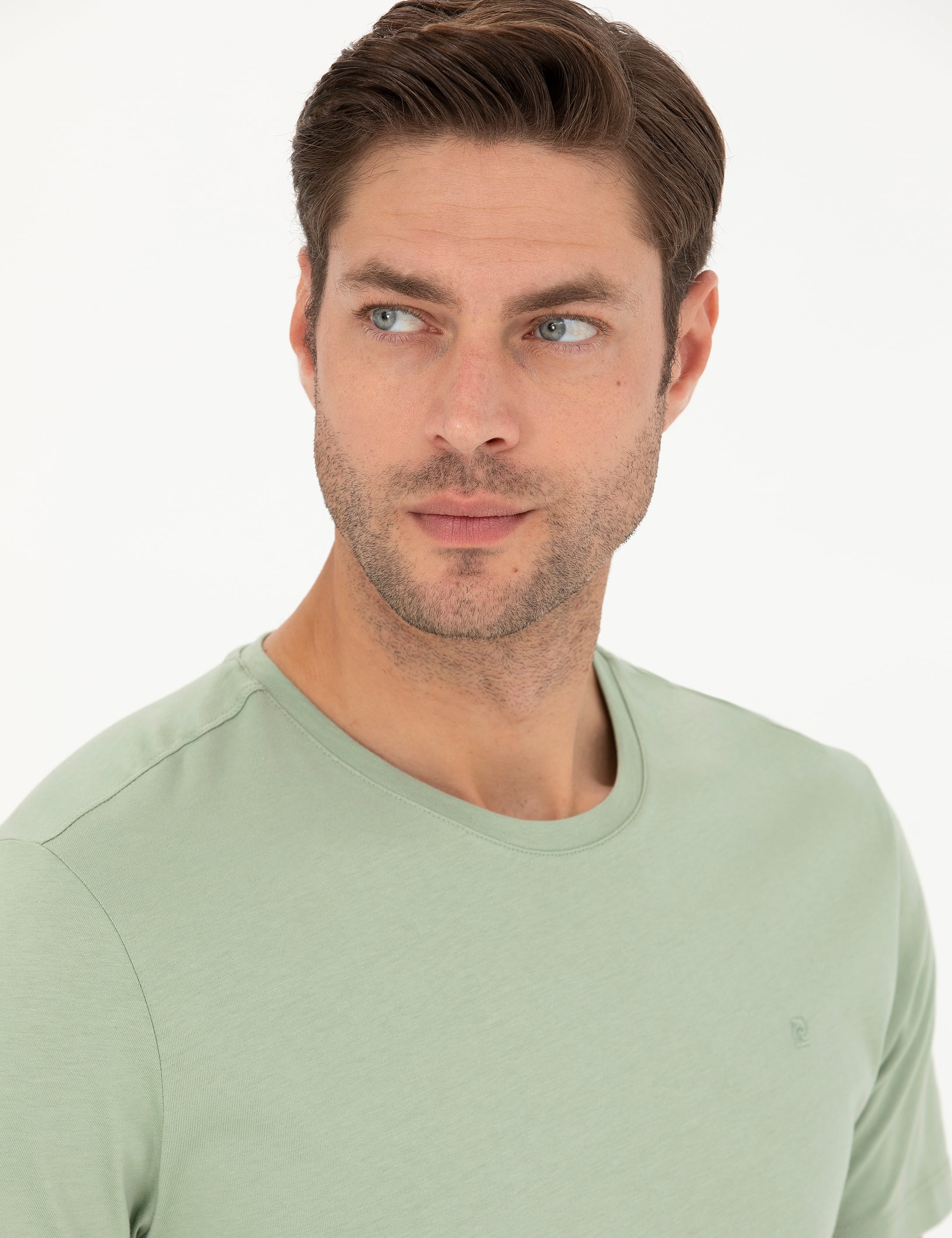 Yeşil Slim Fit Basic Tişört - Image 2